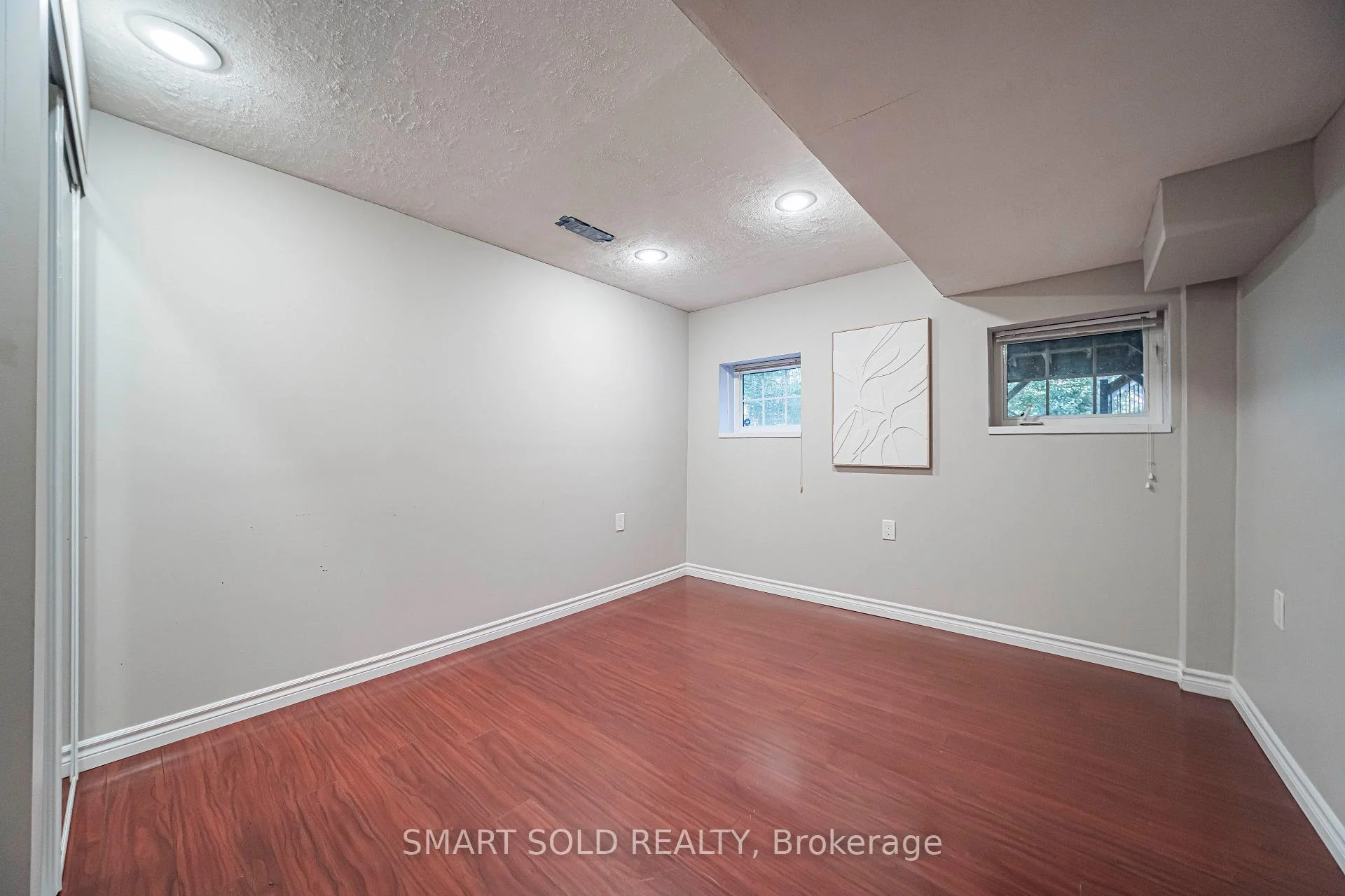 Photo 23 of 82 Ballymore Drive, Aurora, Bayview Wellington — HOMEH