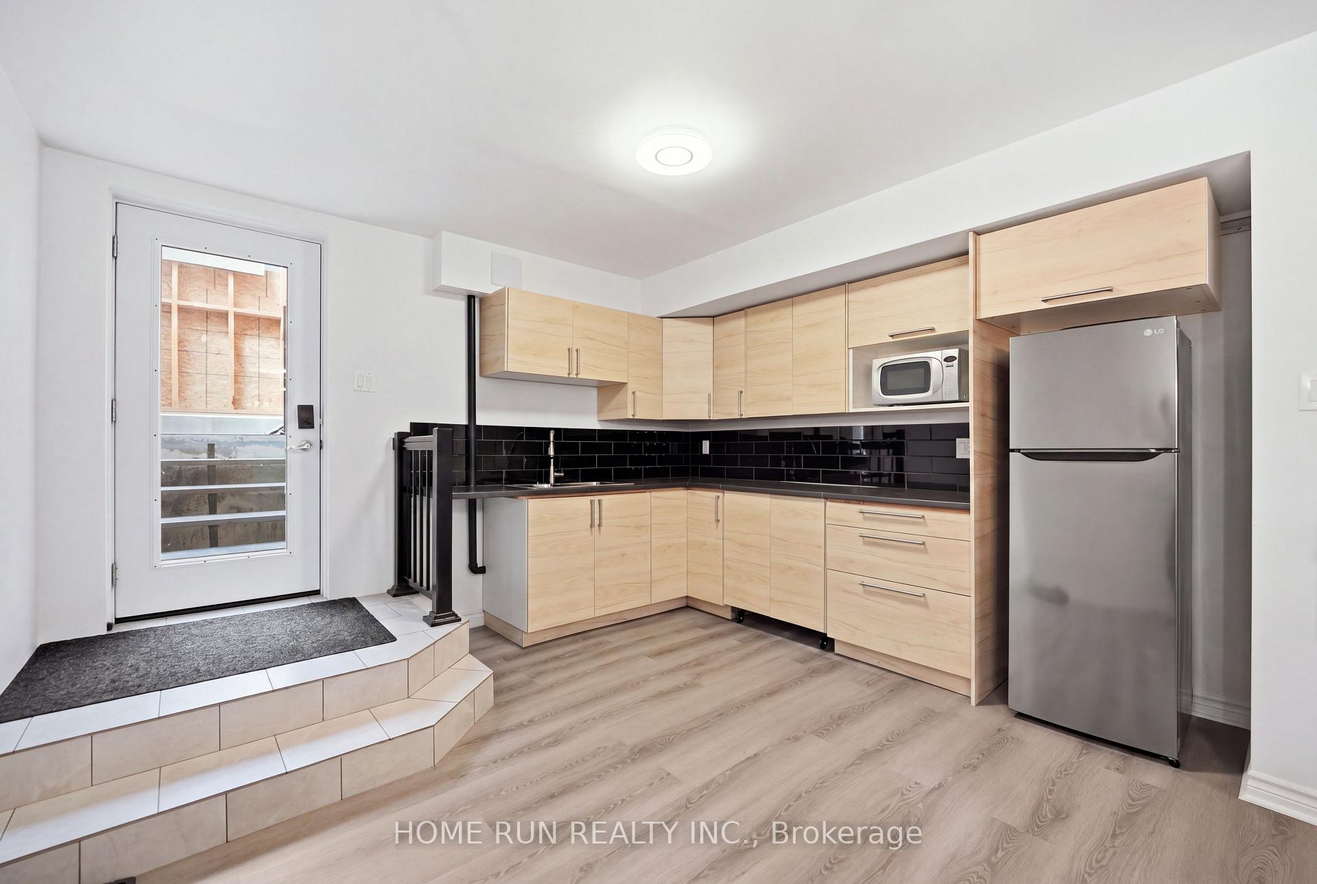 Photo 36 of 57 Willow Street, Ottawa, West Centre Town — HOMEH