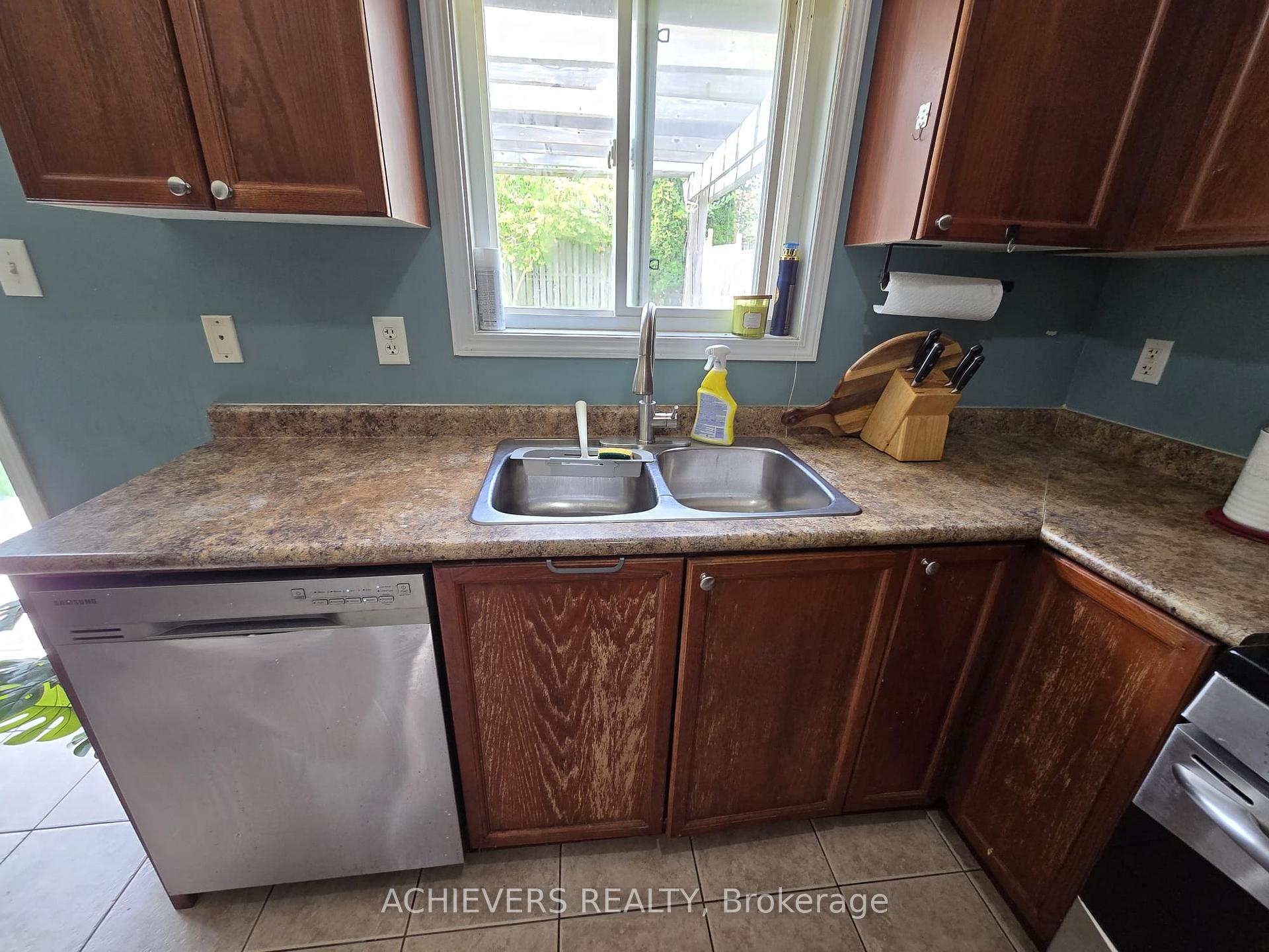 Photo 26 of 240 Scottsdale Drive, Clarington, Bowmanville — HOMEH