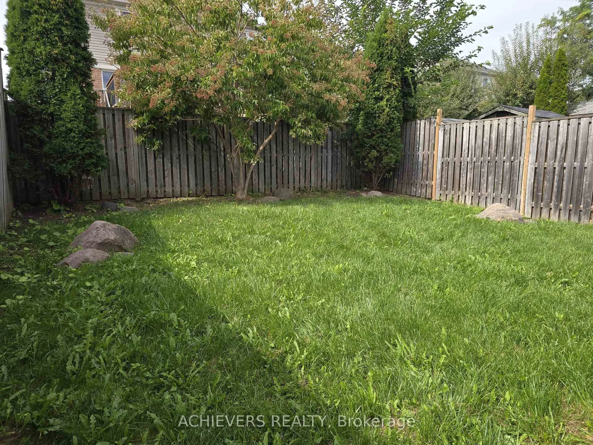 Photo 8 of 240 Scottsdale Drive, Clarington, Bowmanville — HOMEH