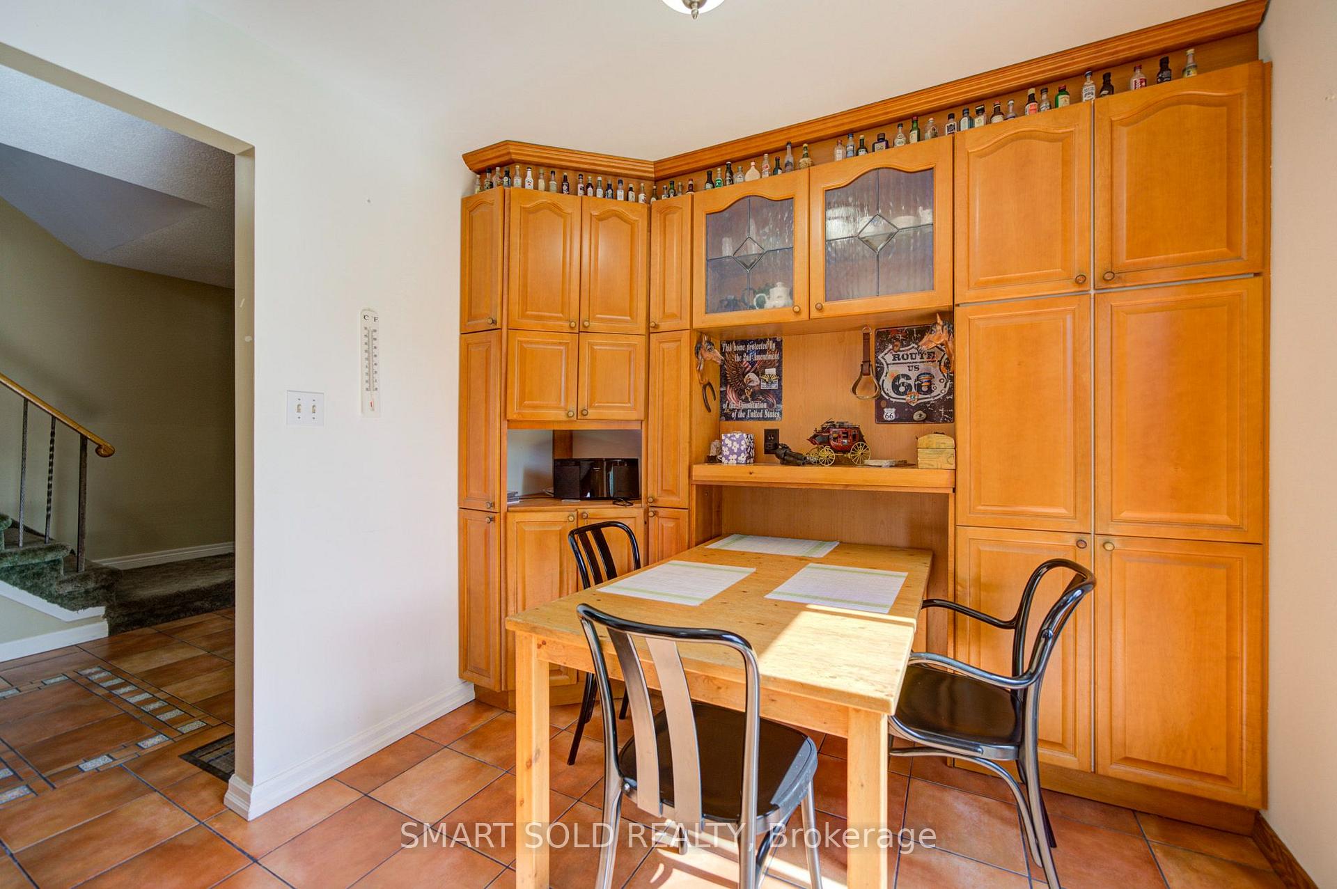 Photo 9 of 2 Croach Crescent, Scarborough, Agincourt North — HOMEH