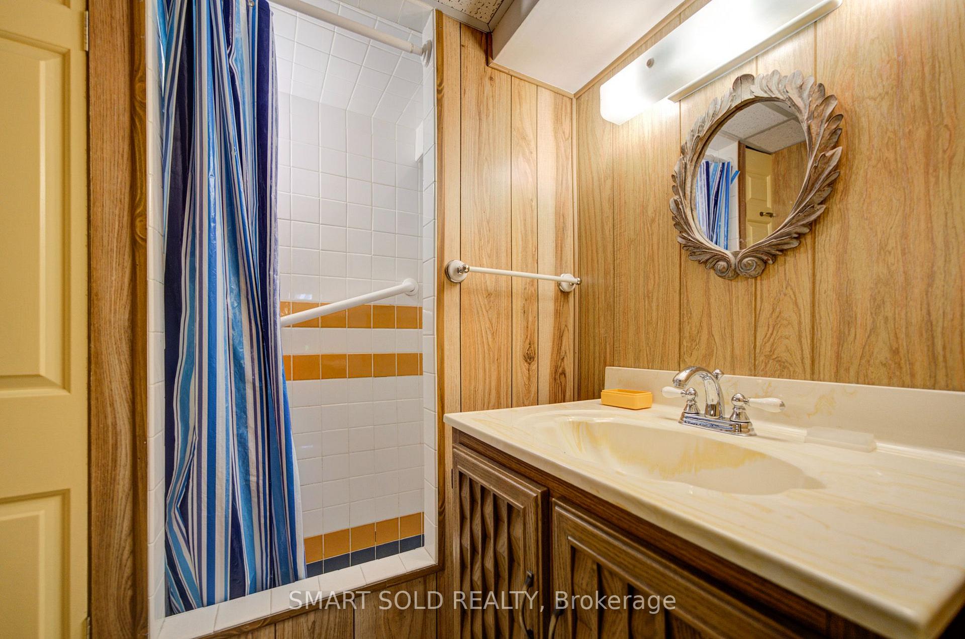 Photo 38 of 2 Croach Crescent, Scarborough, Agincourt North — HOMEH