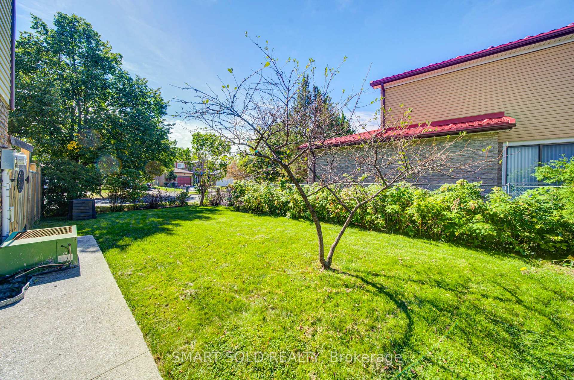 Photo 50 of 2 Croach Crescent, Scarborough, Agincourt North — HOMEH
