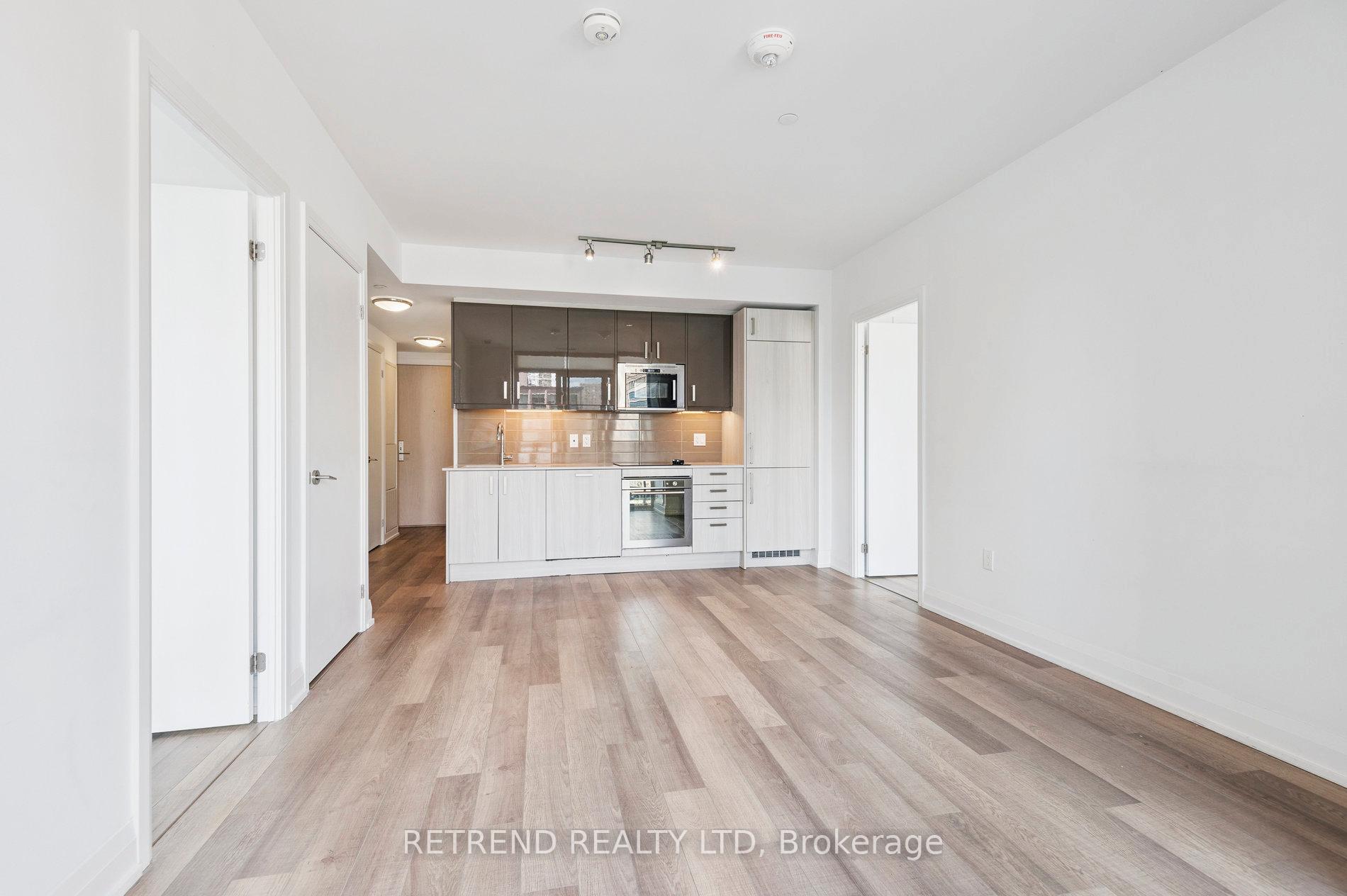 Photo 10 of Unit 908, 77 Mutual Street, Toronto, Church-Yonge Corridor — HOMEH