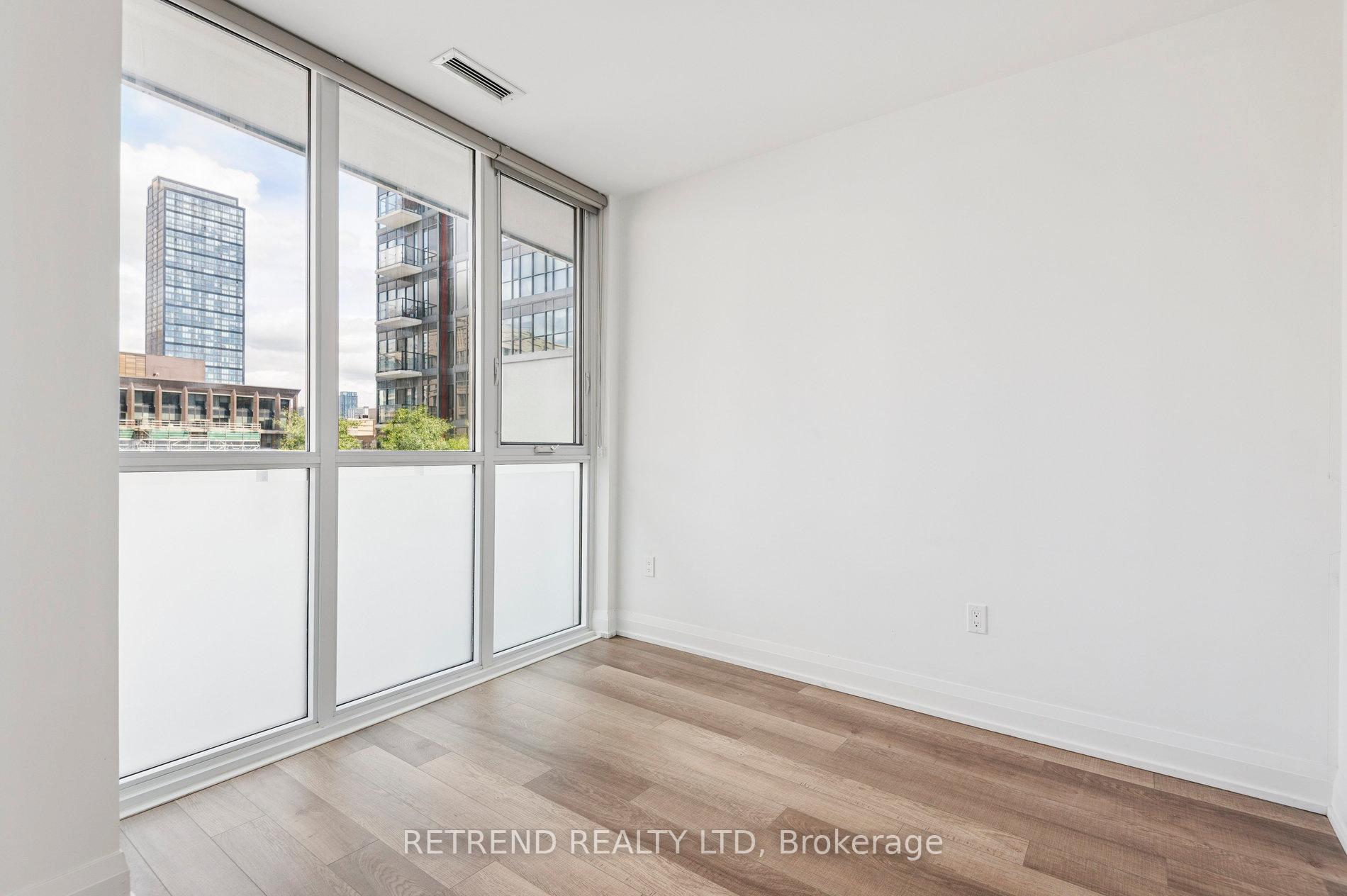 Photo 15 of Unit 908, 77 Mutual Street, Toronto, Church-Yonge Corridor — HOMEH