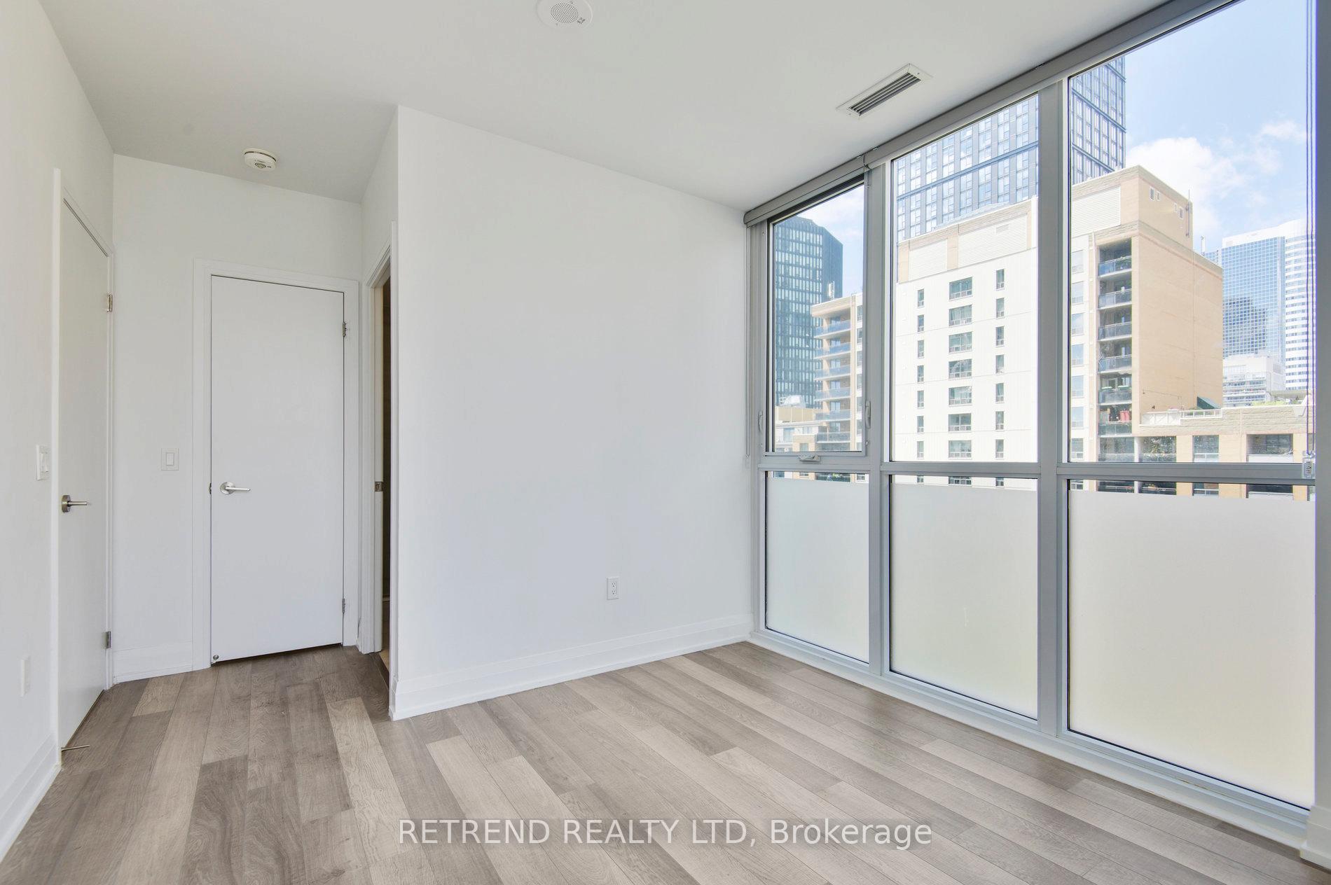 Photo 21 of Unit 908, 77 Mutual Street, Toronto, Church-Yonge Corridor — HOMEH