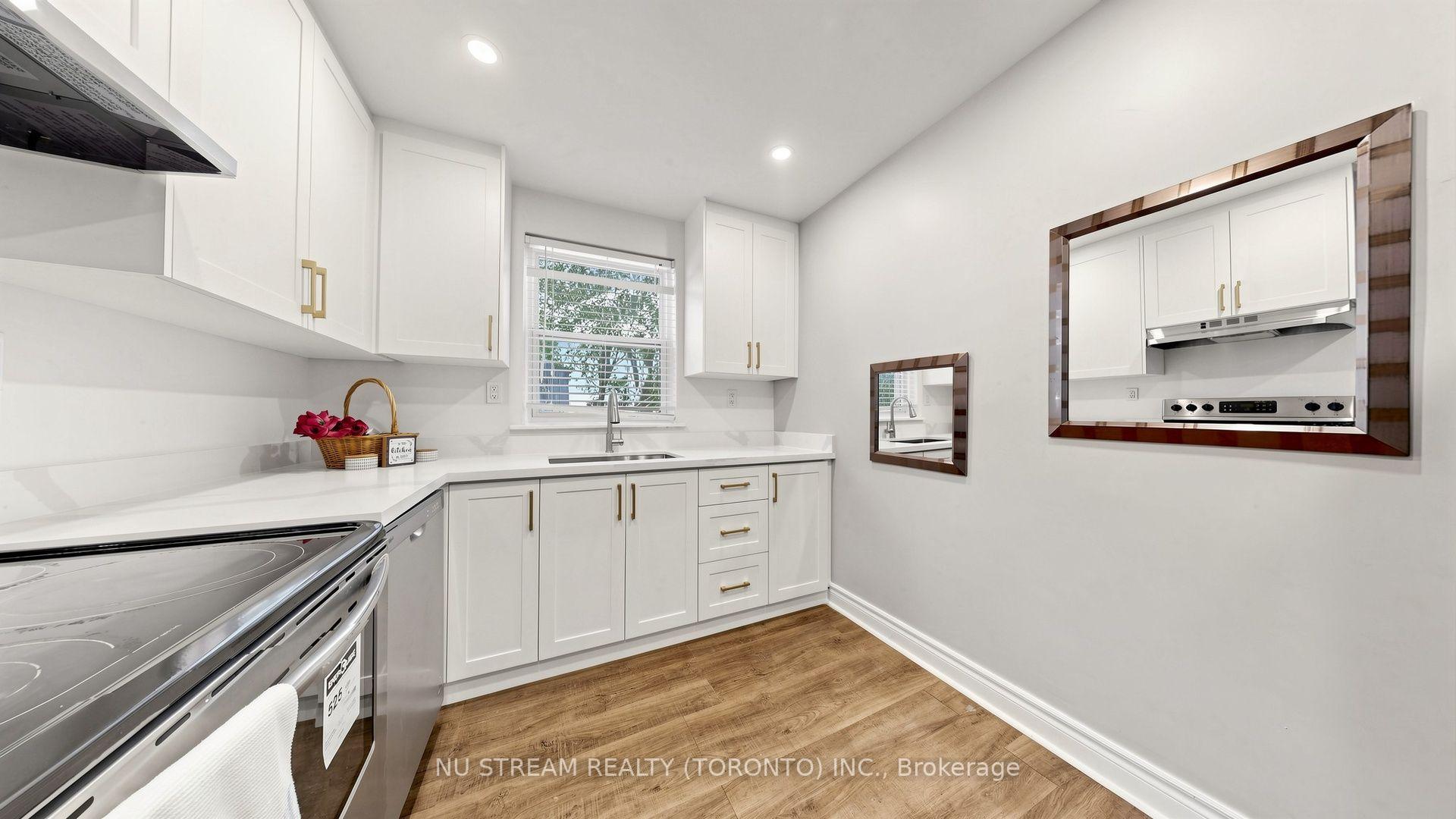 Photo 7 of 226 Oakridge Drive, Scarborough, Cliffcrest — HOMEH