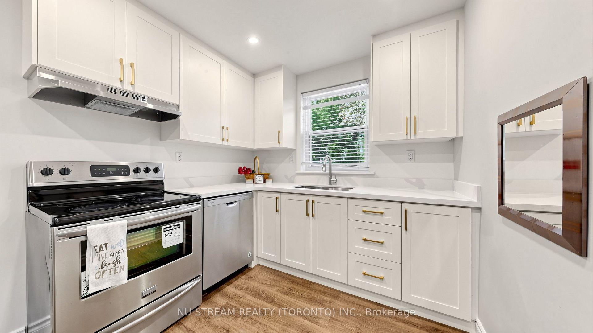Photo 8 of 226 Oakridge Drive, Scarborough, Cliffcrest — HOMEH