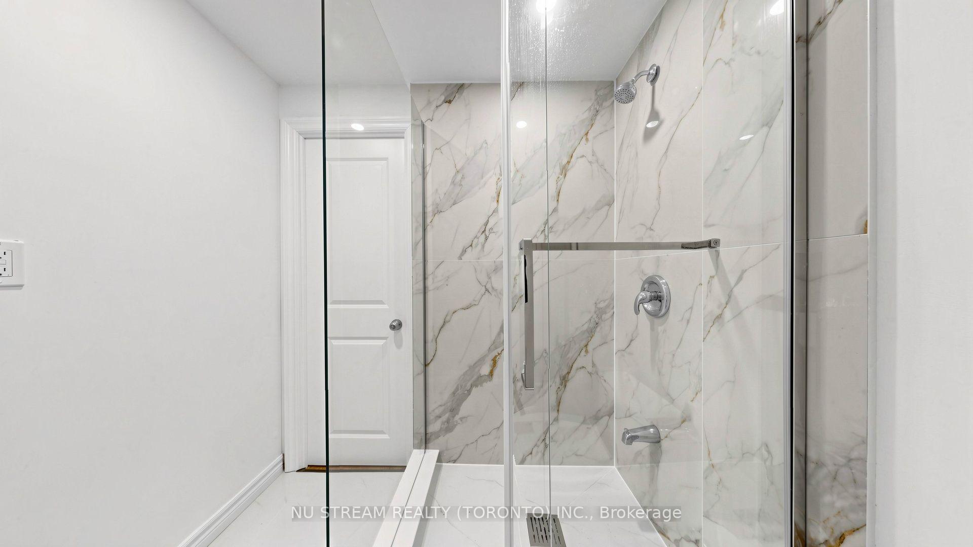 Photo 18 of 226 Oakridge Drive, Scarborough, Cliffcrest — HOMEH