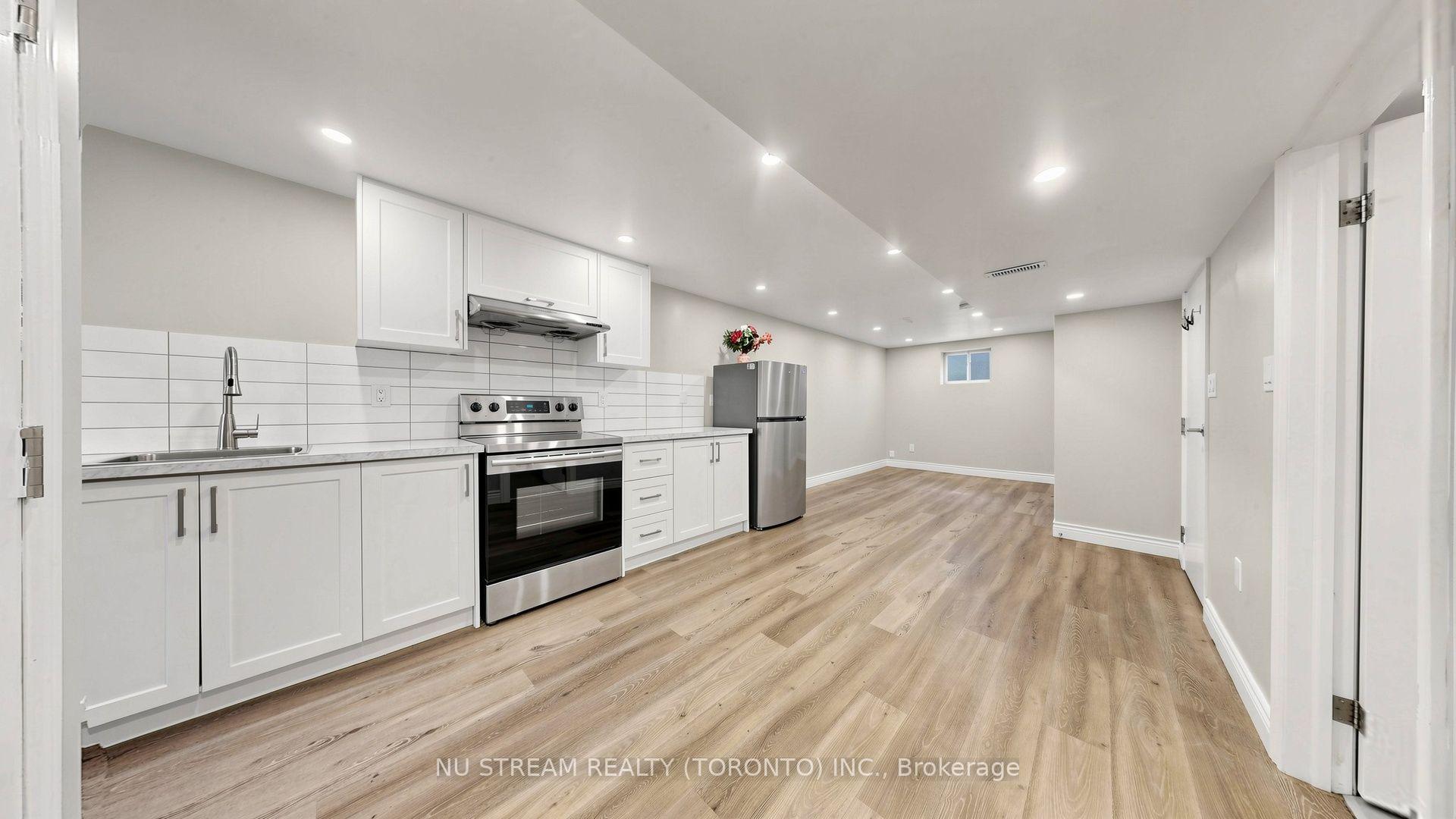 Photo 28 of 226 Oakridge Drive, Scarborough, Cliffcrest — HOMEH