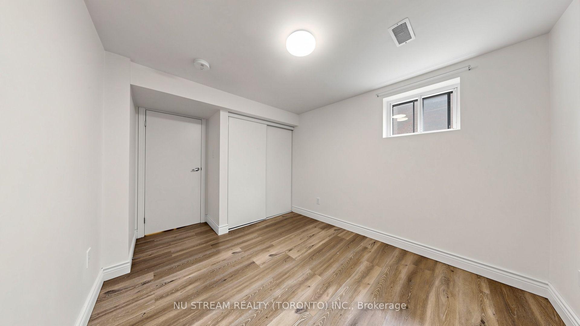 Photo 31 of 226 Oakridge Drive, Scarborough, Cliffcrest — HOMEH