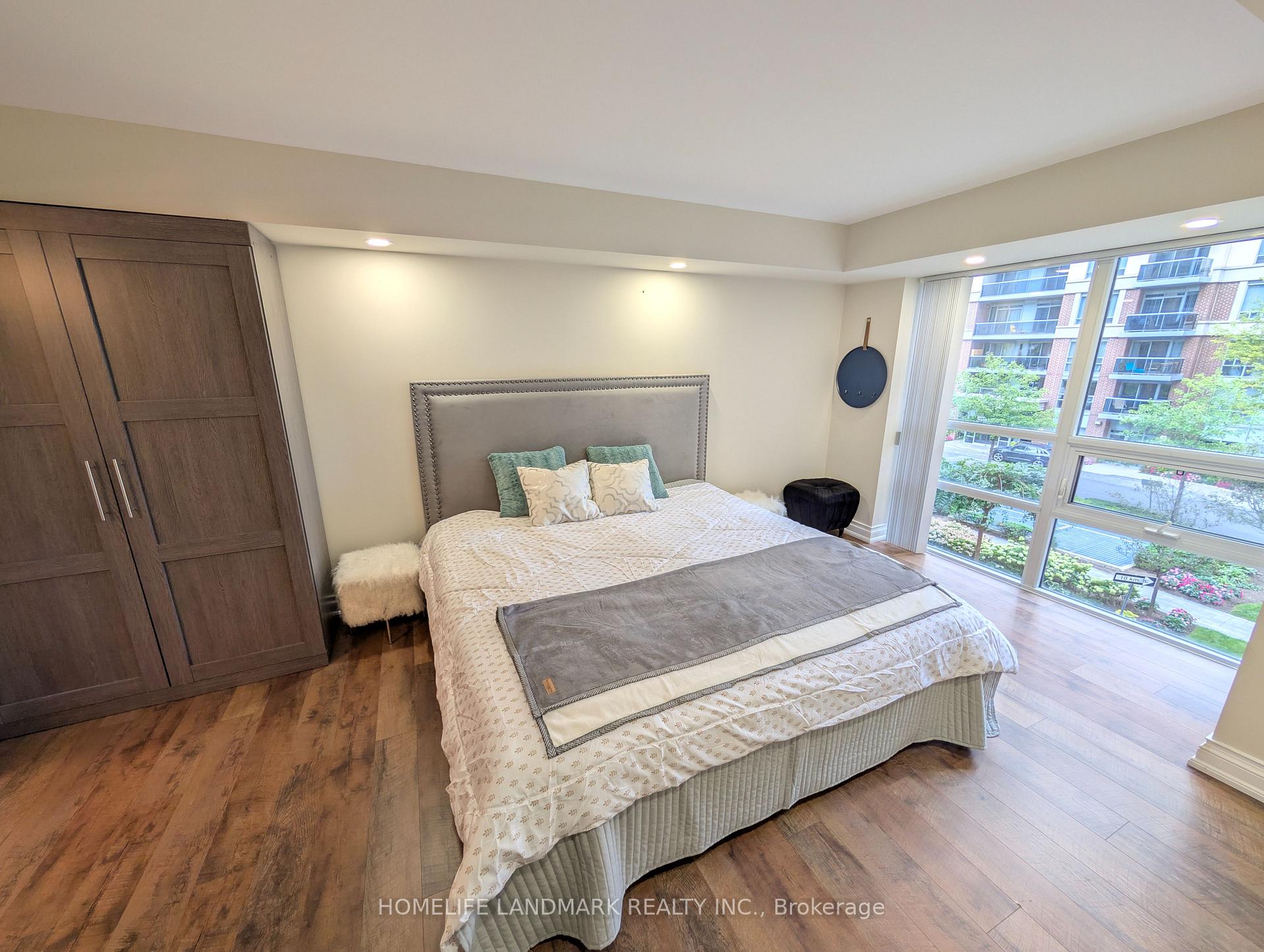 Photo 11 of Unit 302, 1 Michael Power Place, Etobicoke, Islington-City Centre West — HOMEH