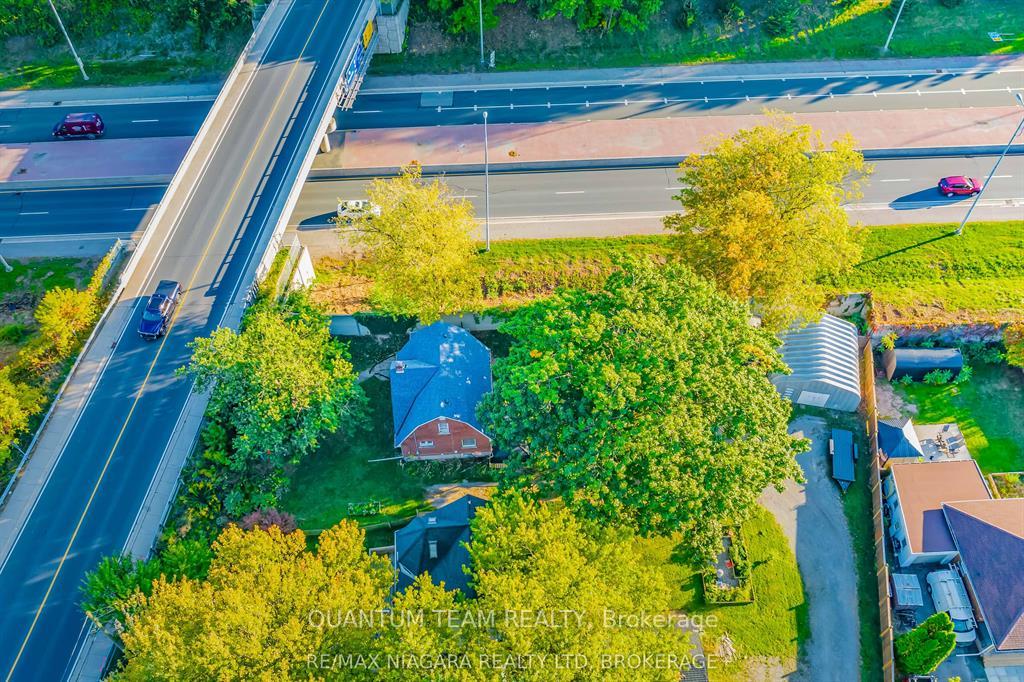 Photo of 5365 Portage Road