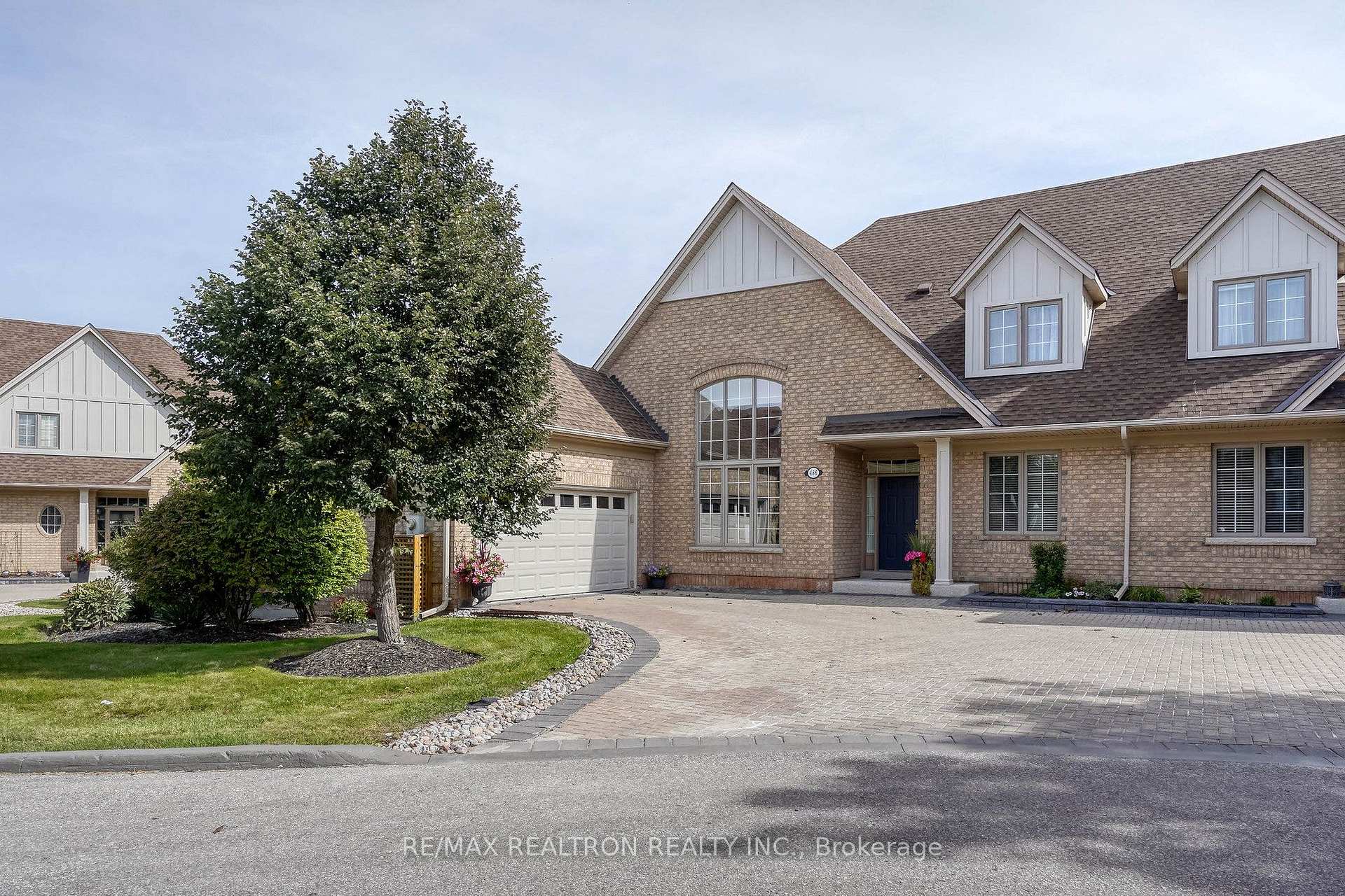 Photo of 486 Falconwood Hollow