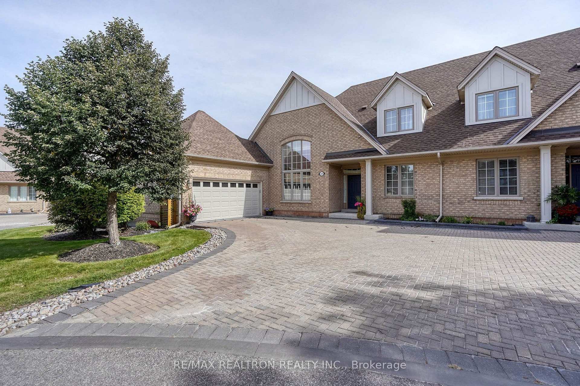 Photo 2 of 486 Falconwood Hollow, Aurora, Aurora Estates — HOMEH