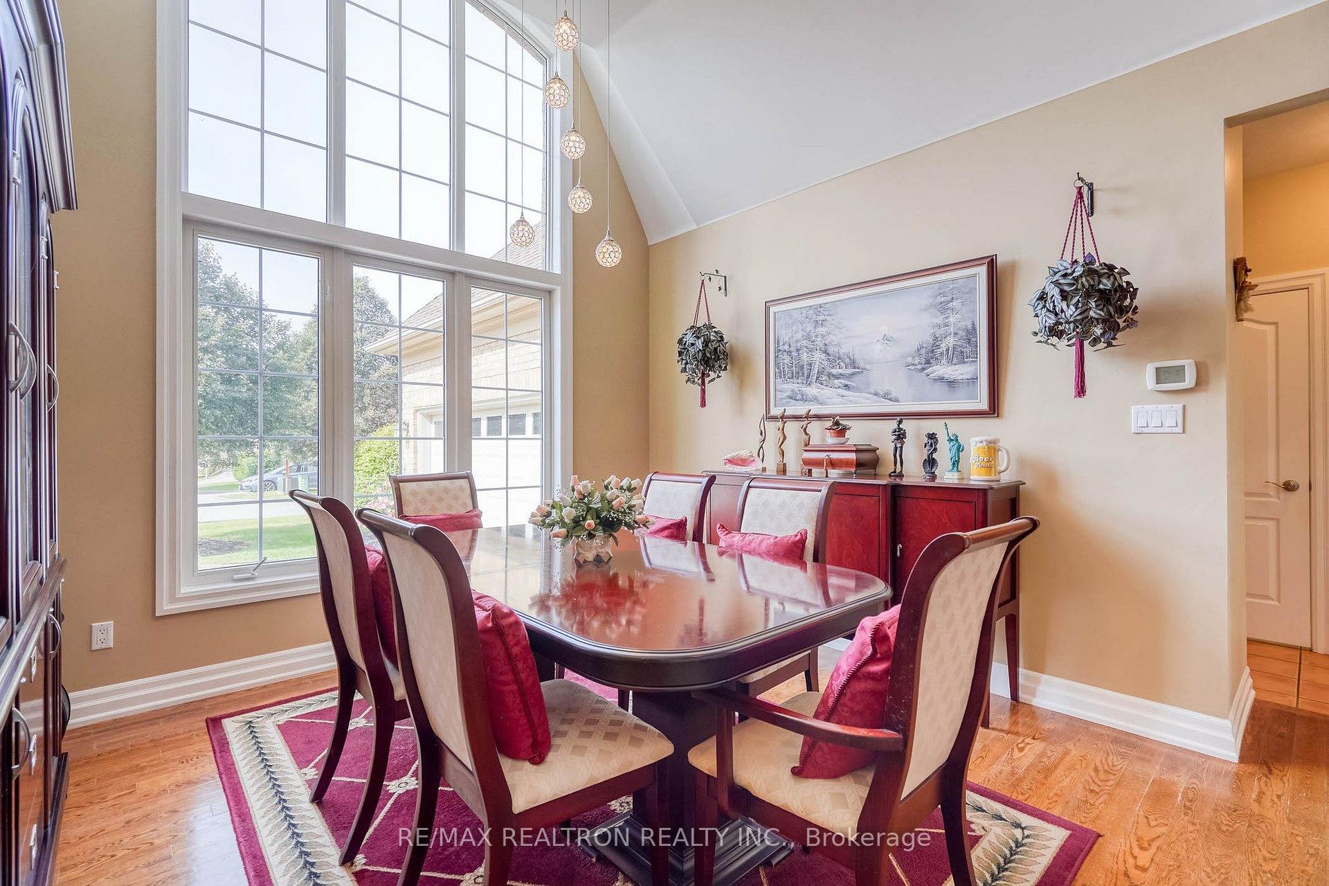 Photo 7 of 486 Falconwood Hollow, Aurora, Aurora Estates — HOMEH