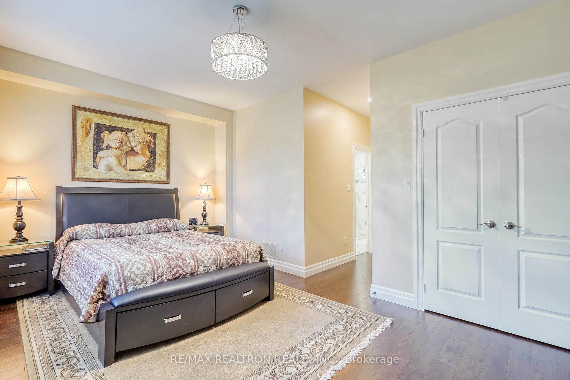 Photo 30 of 486 Falconwood Hollow, Aurora, Aurora Estates — HOMEH