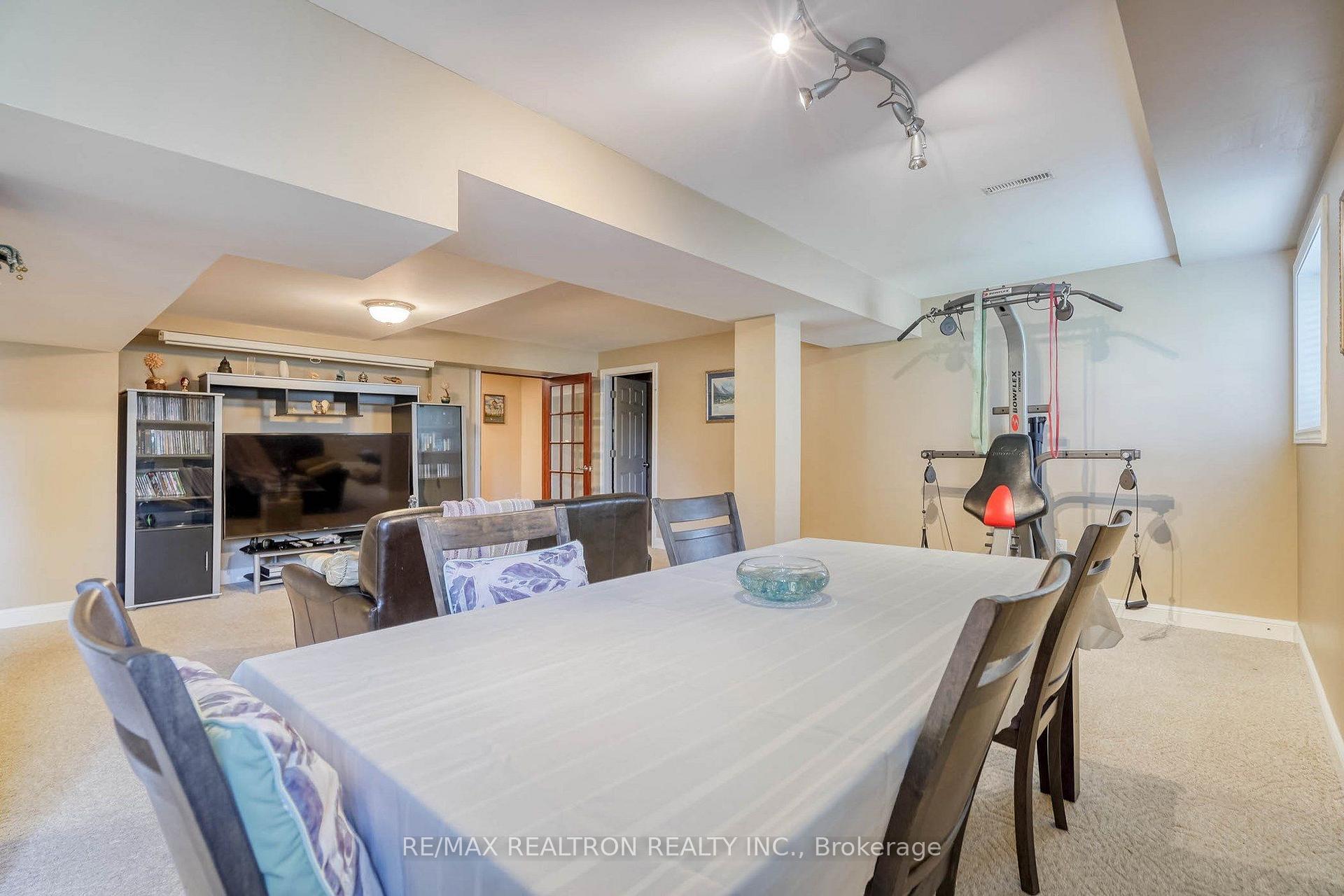 Photo 37 of 486 Falconwood Hollow, Aurora, Aurora Estates — HOMEH