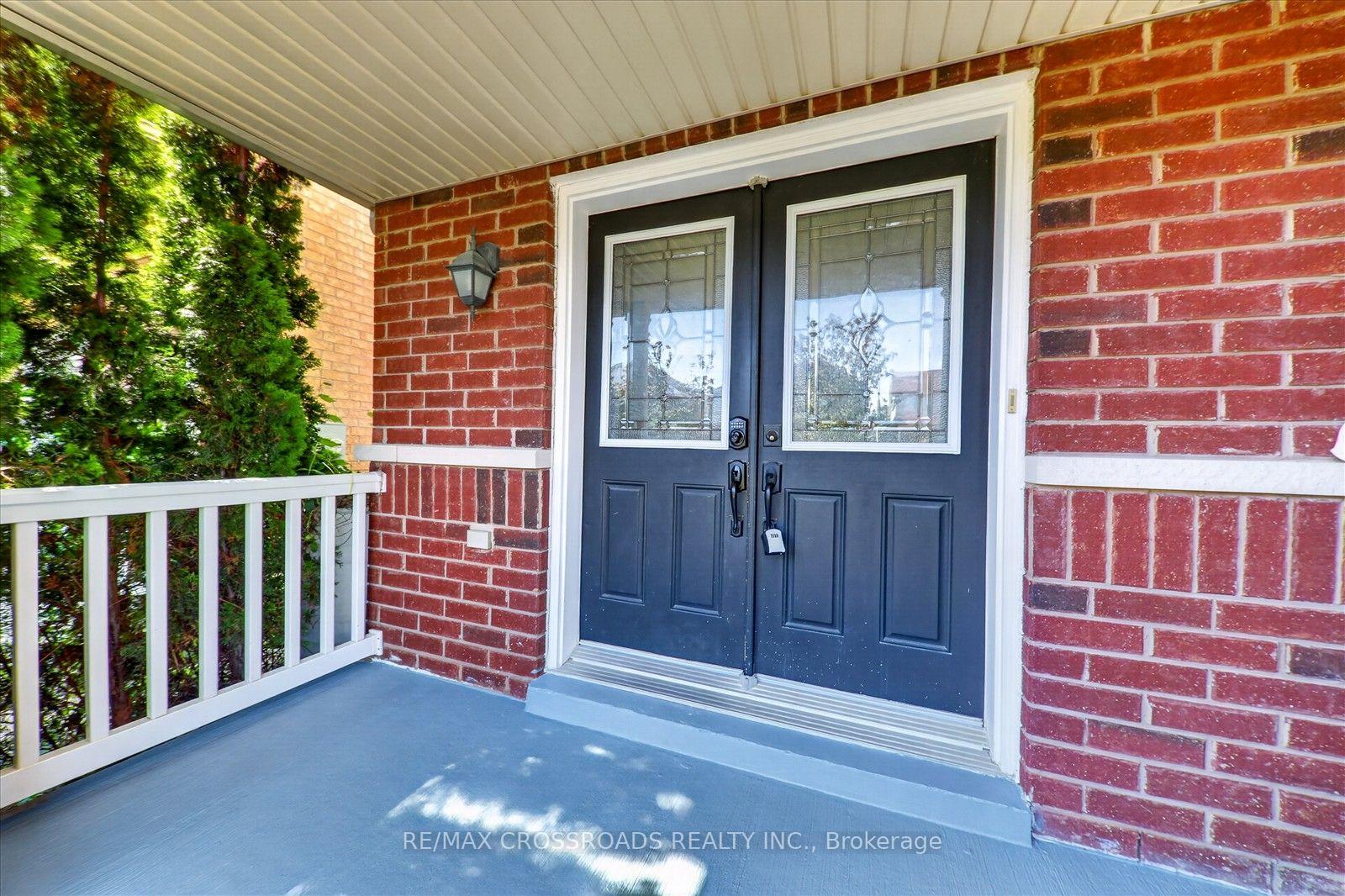 Photo 4 of 1584 Quail Run Drive, Oshawa, Taunton — HOMEH