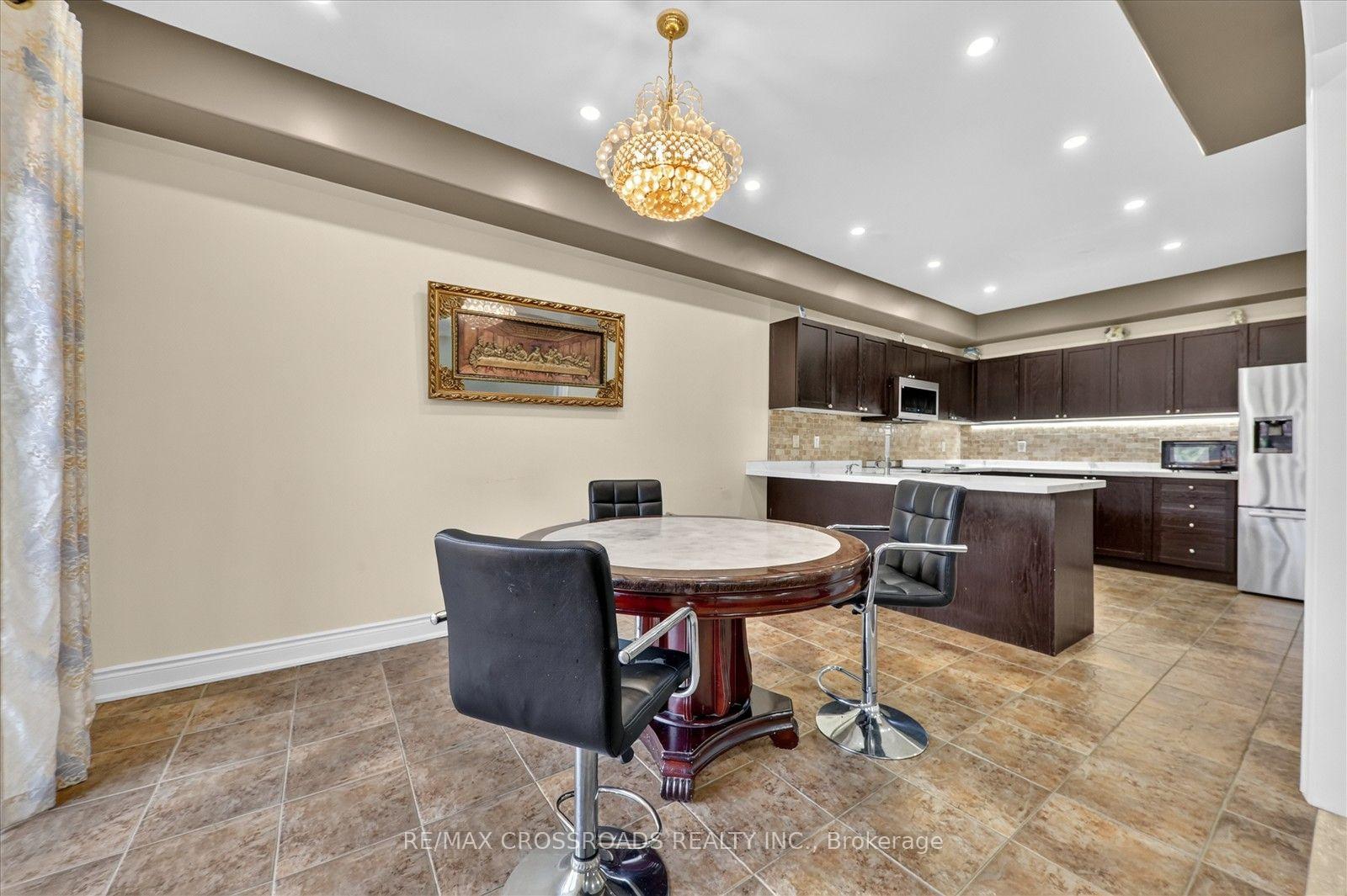 Photo 13 of 1584 Quail Run Drive, Oshawa, Taunton — HOMEH