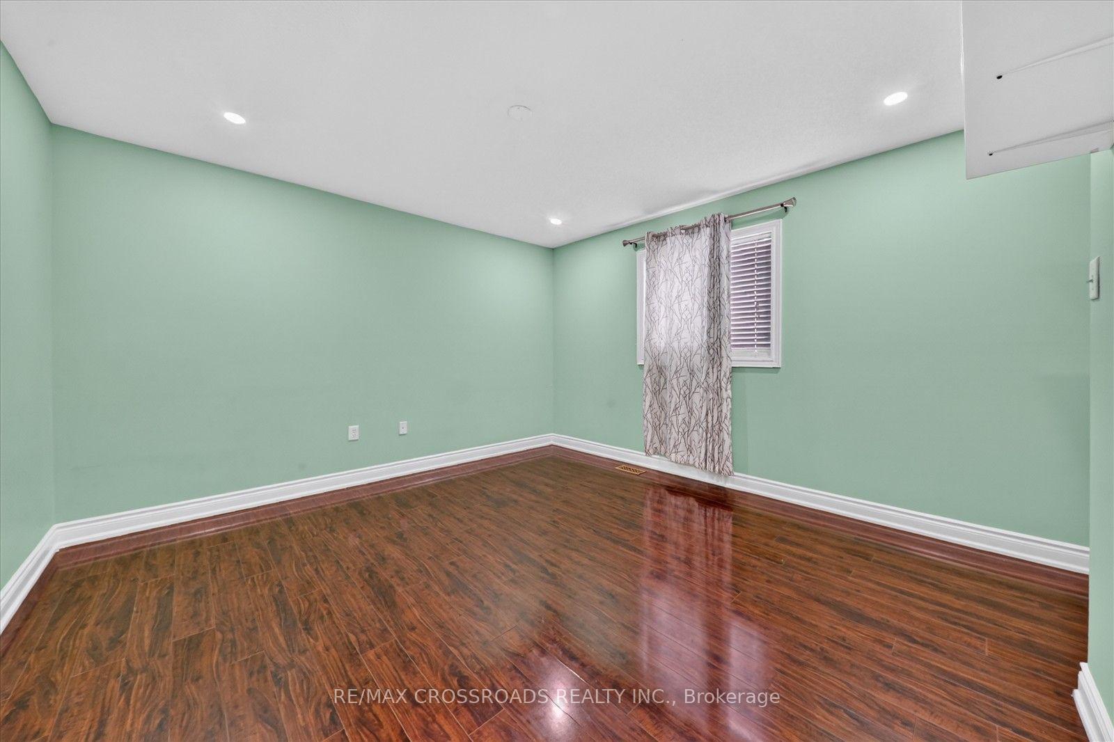 Photo 24 of 1584 Quail Run Drive, Oshawa, Taunton — HOMEH