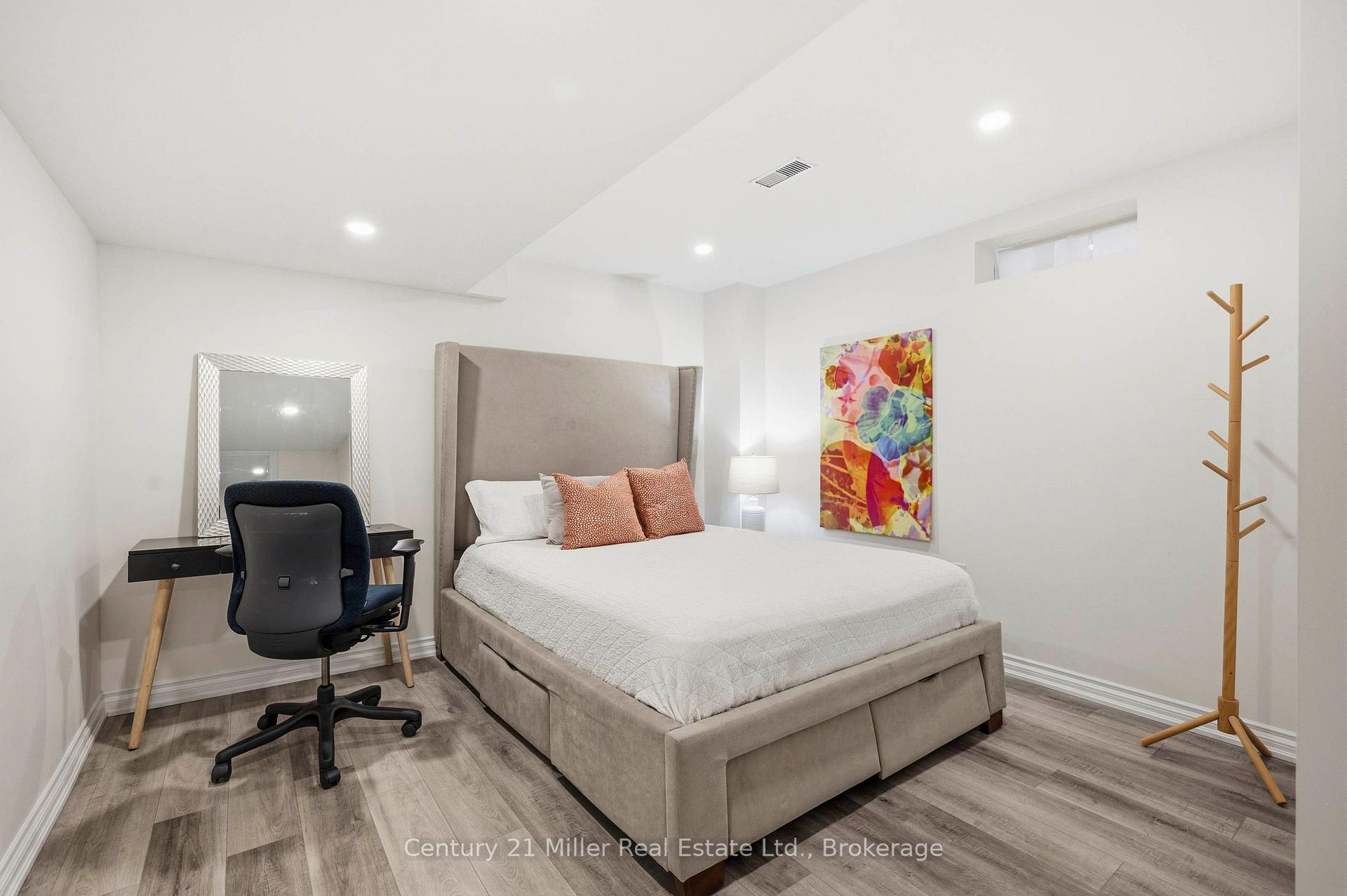 Photo 32 of 19 Glenvista Drive, Kitchener, Trussler — HOMEH