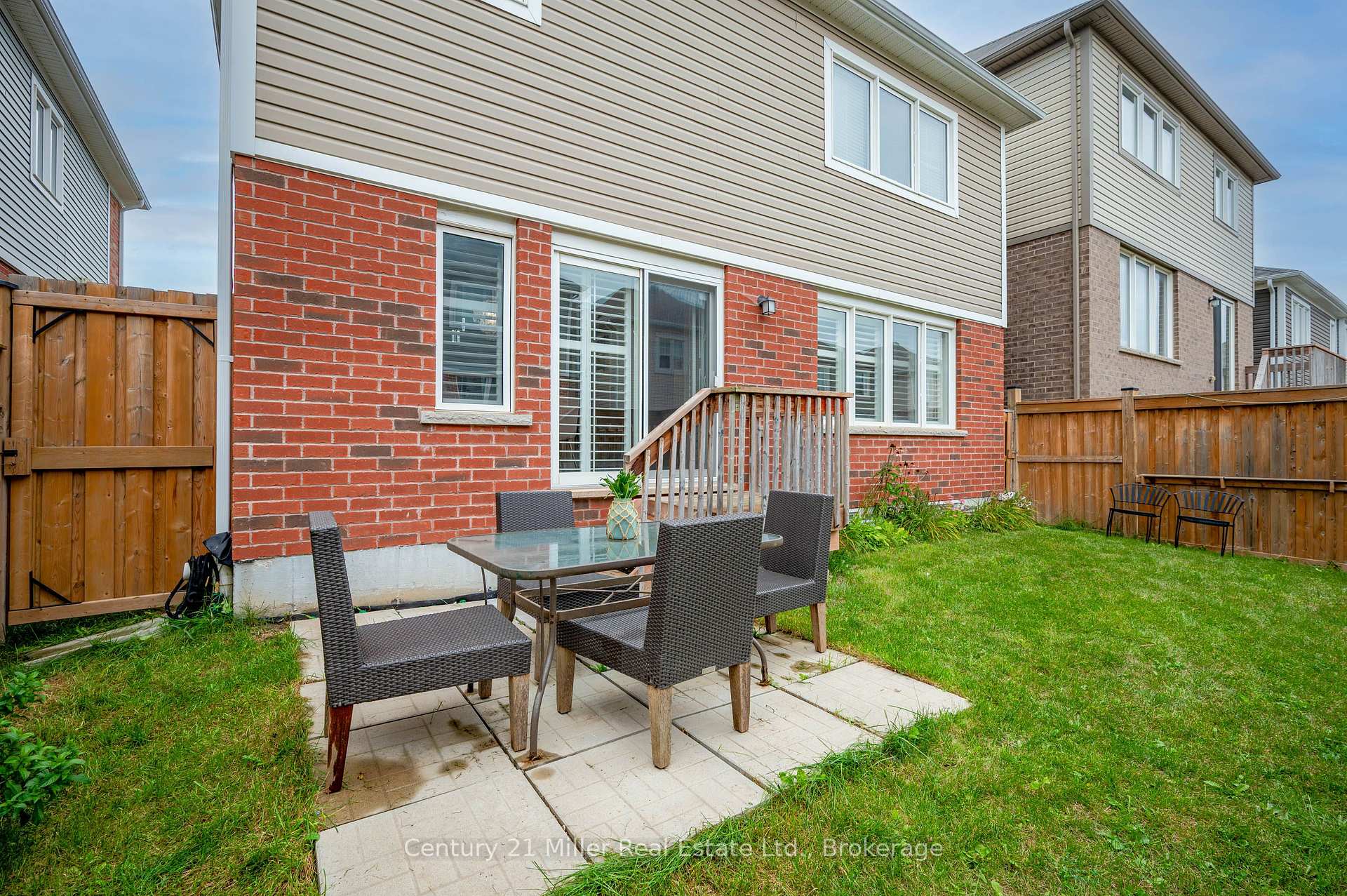 Photo 36 of 19 Glenvista Drive, Kitchener, Trussler — HOMEH