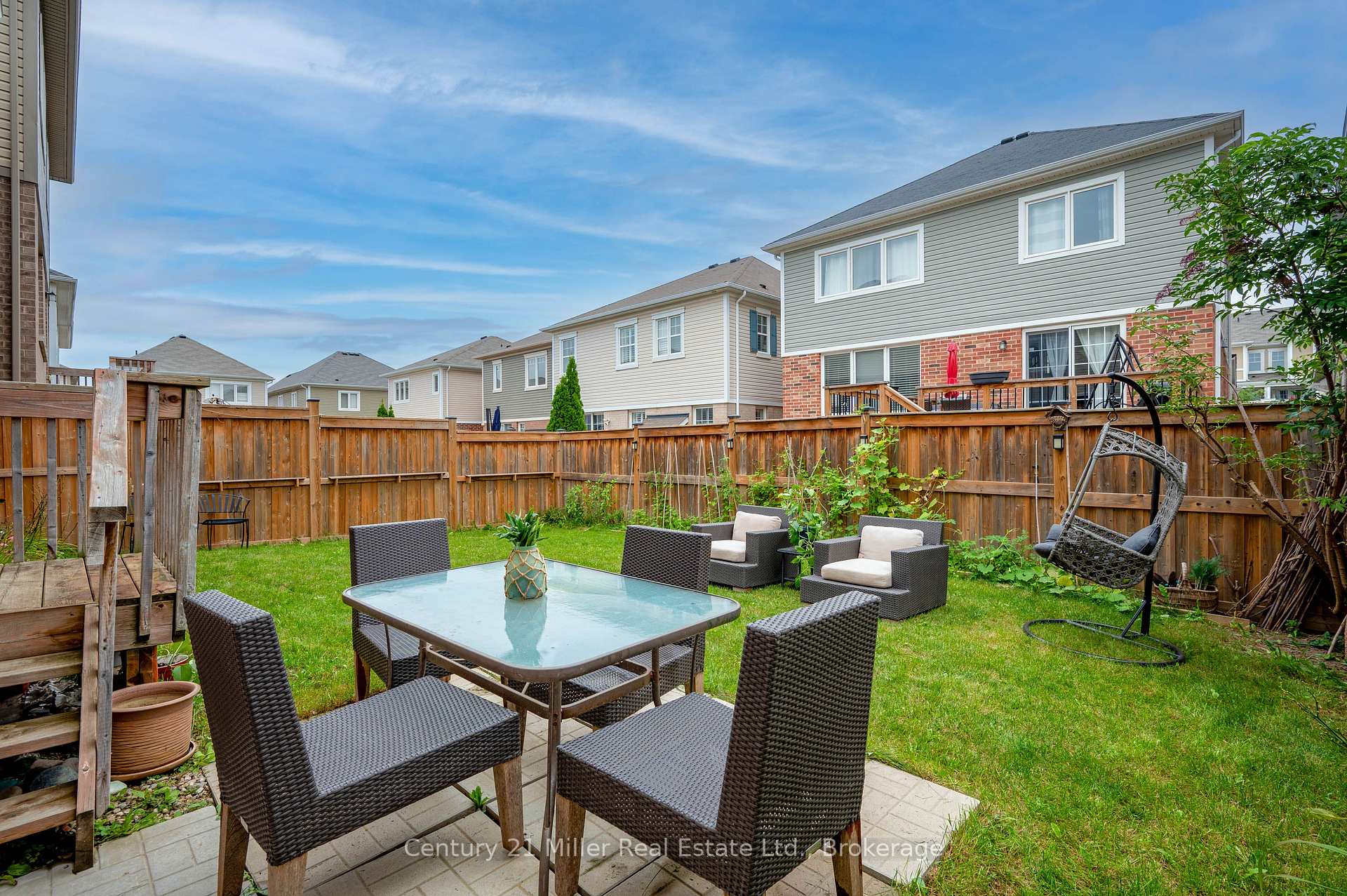 Photo 37 of 19 Glenvista Drive, Kitchener, Trussler — HOMEH