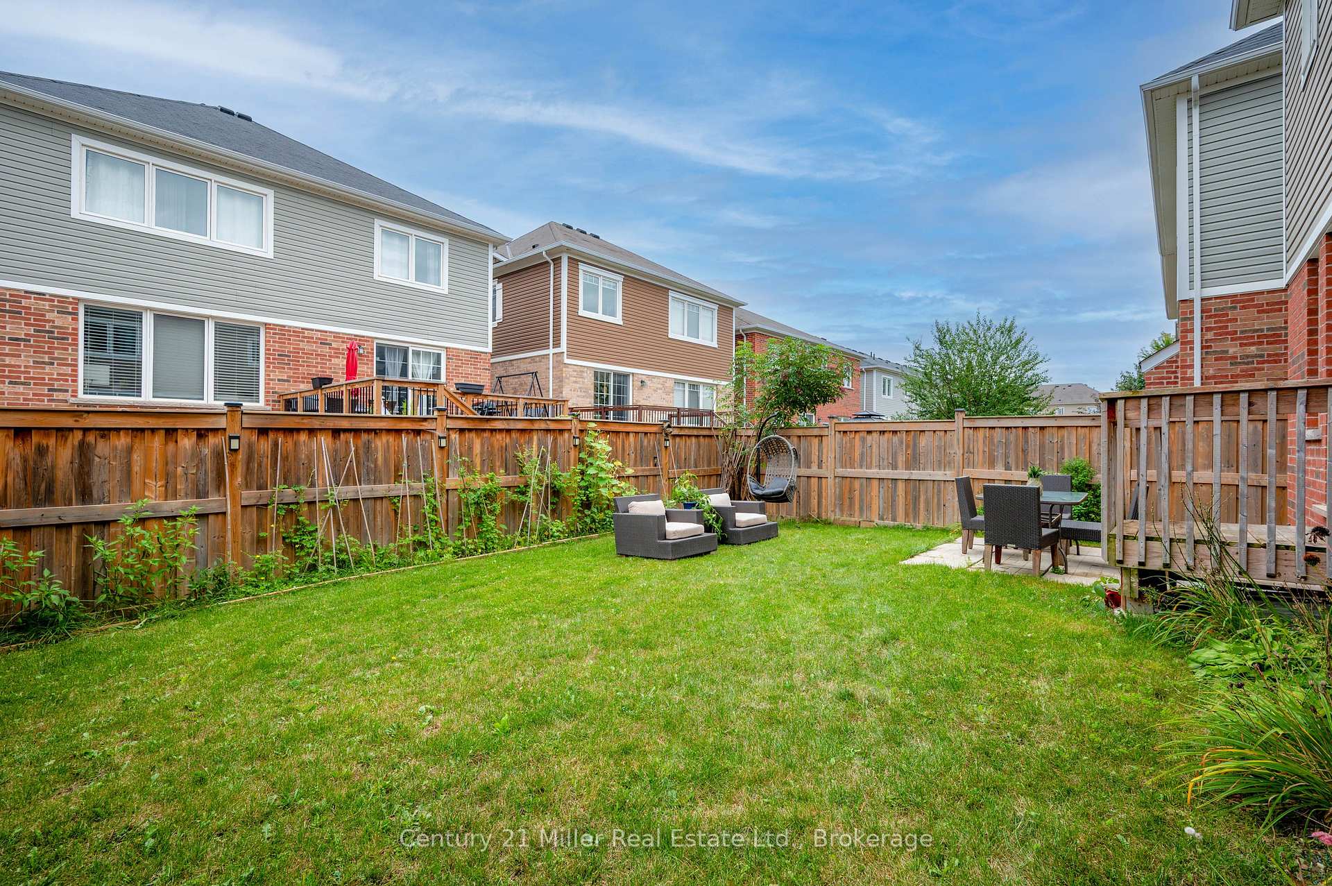 Photo 38 of 19 Glenvista Drive, Kitchener, Trussler — HOMEH