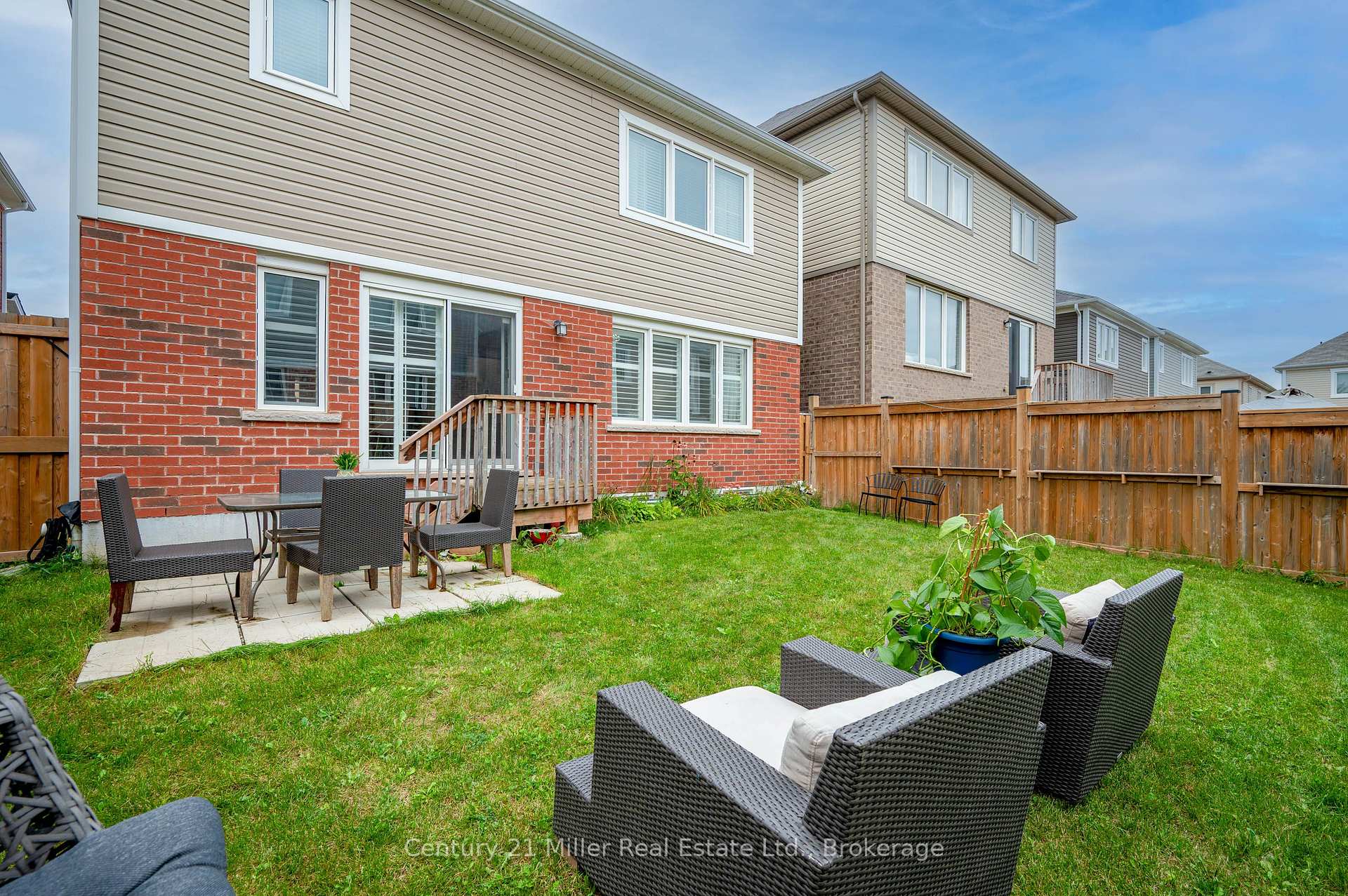 Photo 39 of 19 Glenvista Drive, Kitchener, Trussler — HOMEH