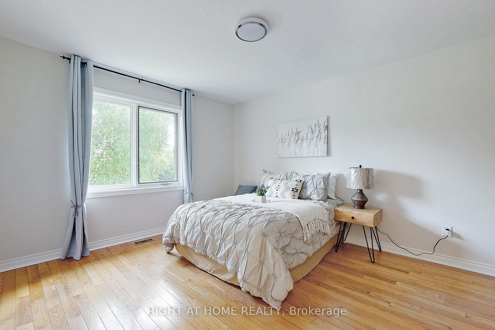 Photo 32 of 350 Sunset Beach Road, Richmond Hill, Oak Ridges Lake Wilcox — HOMEH