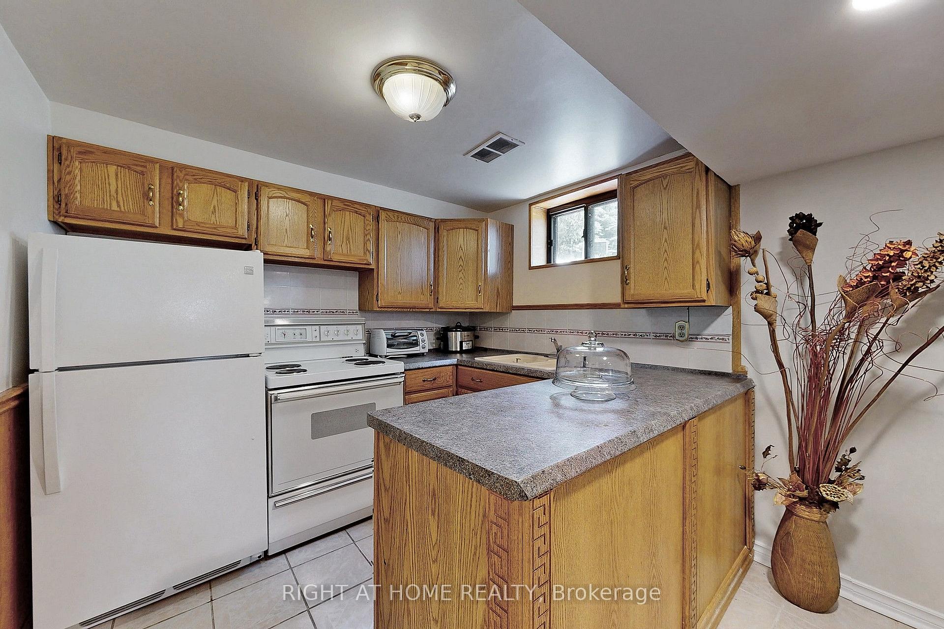 Photo 49 of 350 Sunset Beach Road, Richmond Hill, Oak Ridges Lake Wilcox — HOMEH