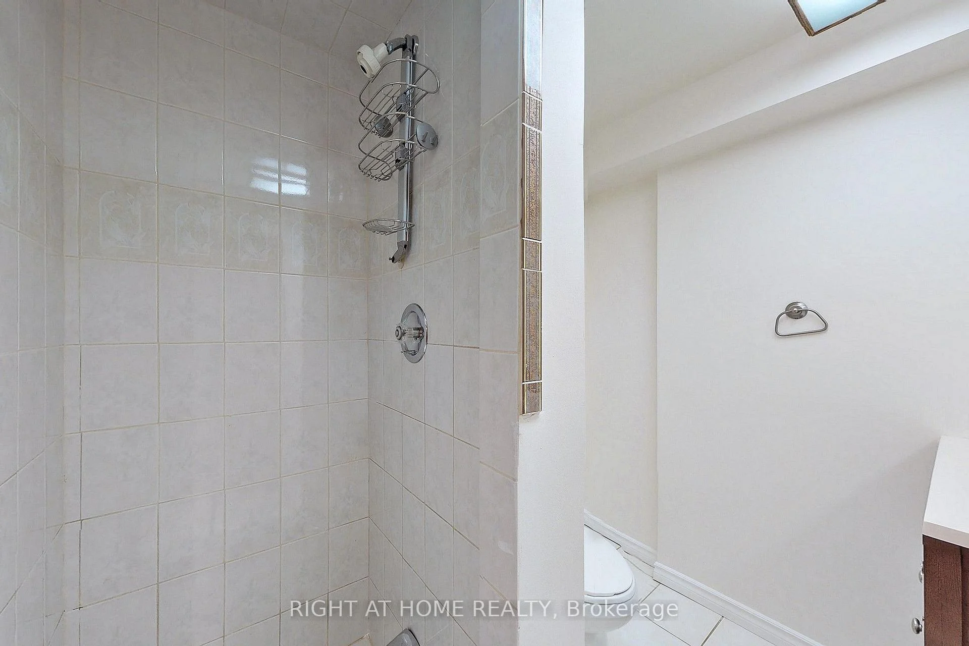 Photo 24 of 350 Sunset Beach Road, Richmond Hill, Oak Ridges Lake Wilcox — HOMEH