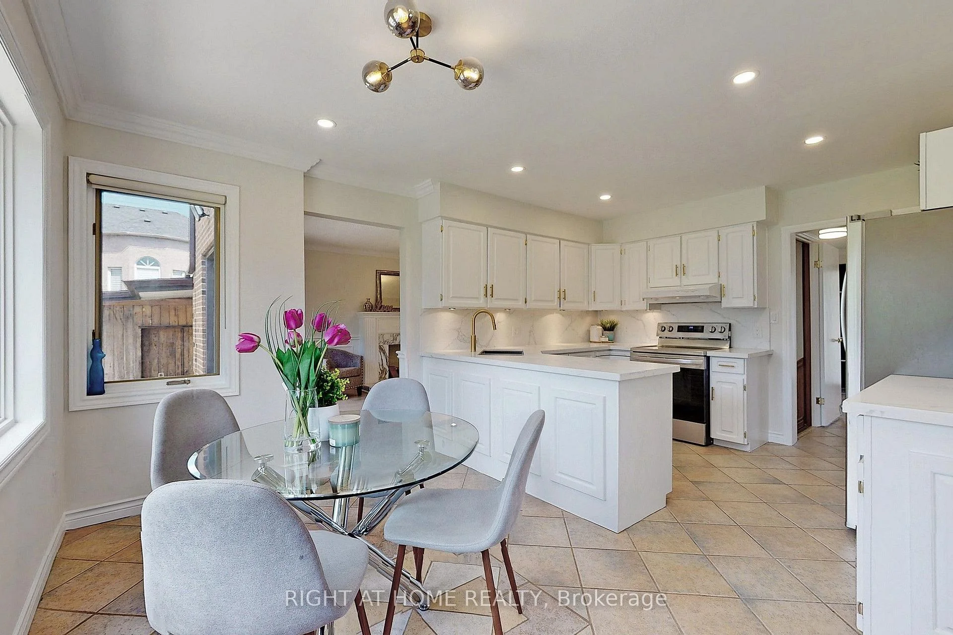 Photo 31 of 350 Sunset Beach Road, Richmond Hill, Oak Ridges Lake Wilcox — HOMEH