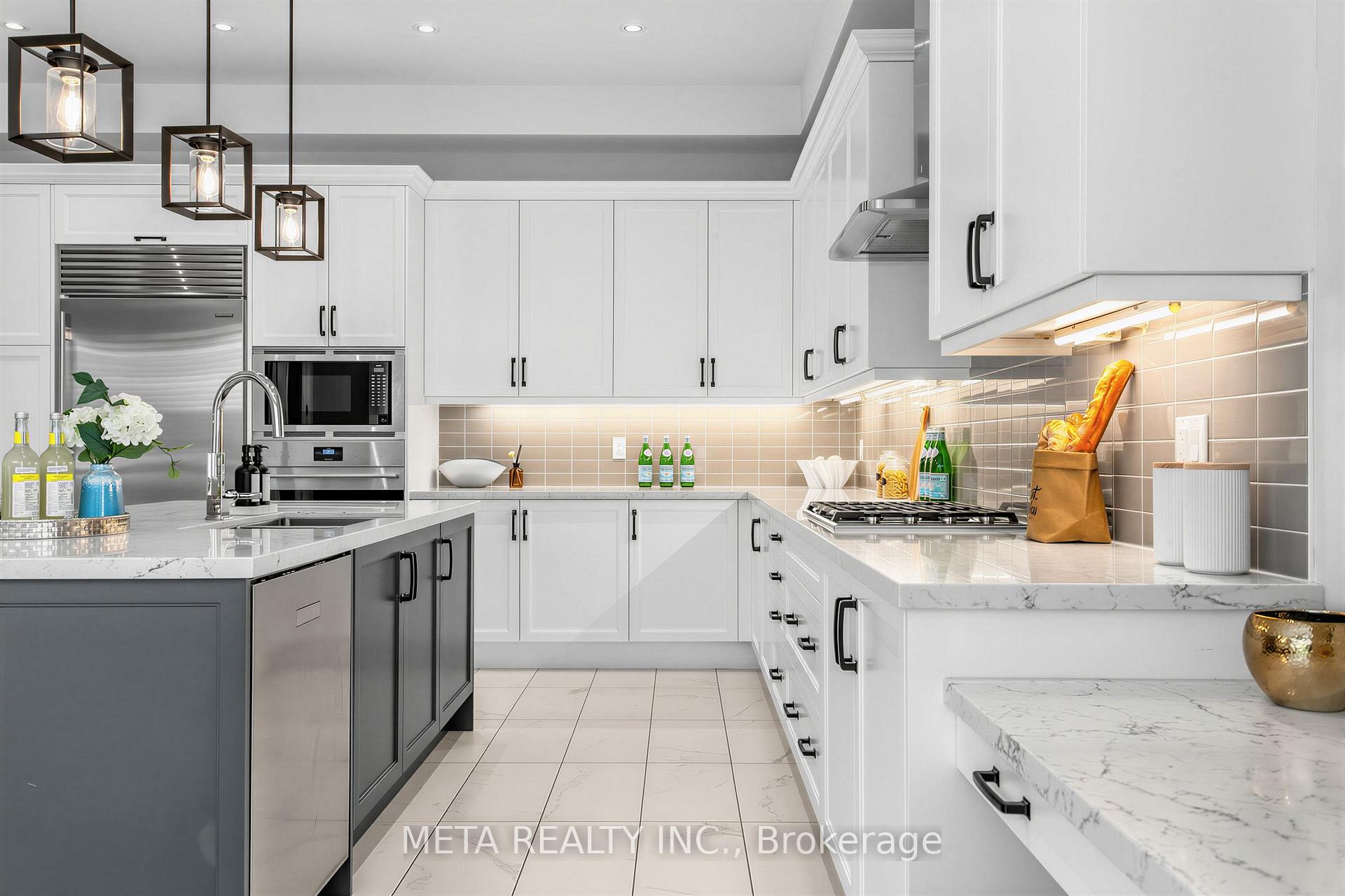 Photo 14 of 56 Klees Crescent, Aurora, Aurora Highlands — HOMEH