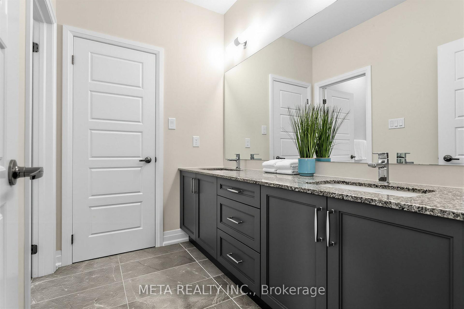 Photo 30 of 56 Klees Crescent, Aurora, Aurora Highlands — HOMEH