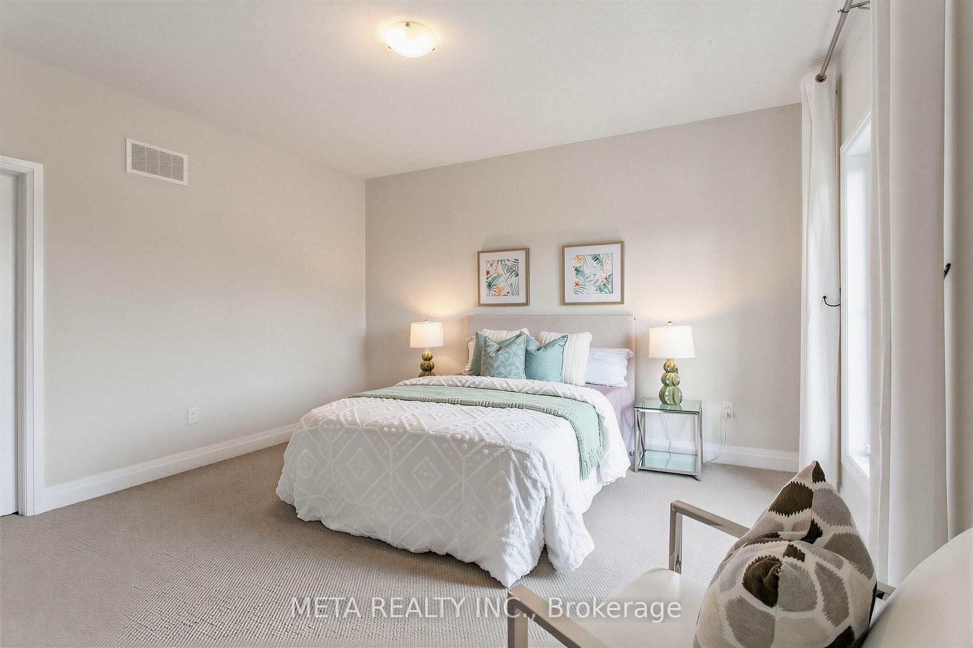 Photo 34 of 56 Klees Crescent, Aurora, Aurora Highlands — HOMEH