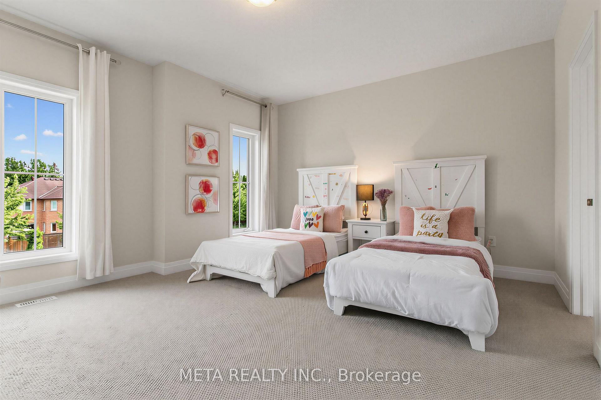 Photo 36 of 56 Klees Crescent, Aurora, Aurora Highlands — HOMEH
