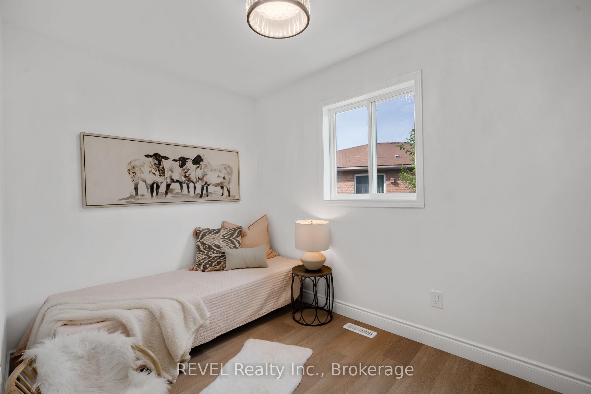 Photo 20 of 4966 Windgate Drive, Niagara Falls, Ascot — HOMEH