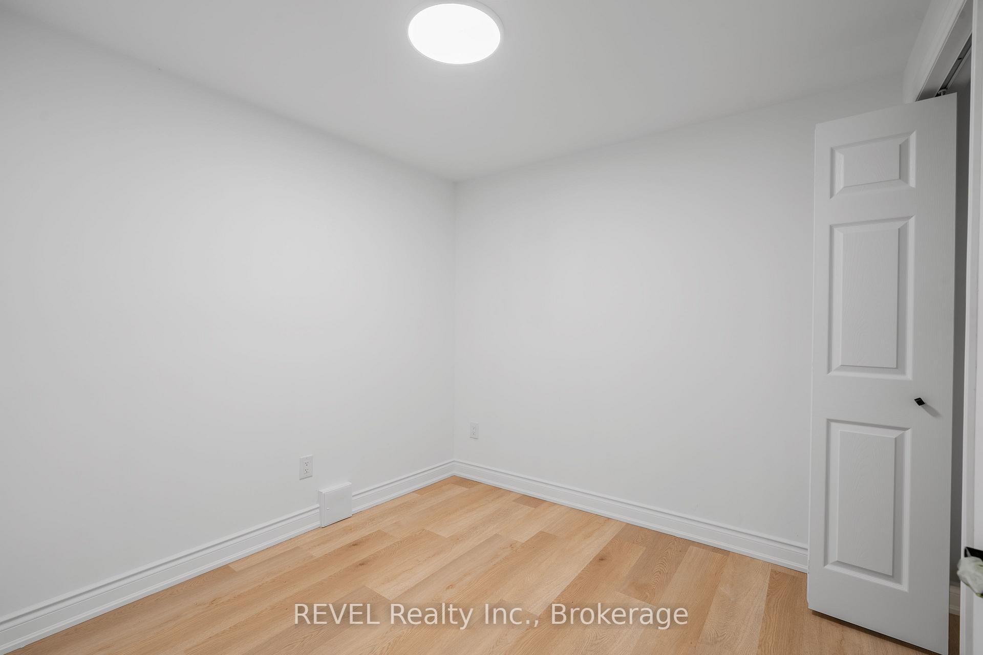 Photo 26 of 4966 Windgate Drive, Niagara Falls, Ascot — HOMEH