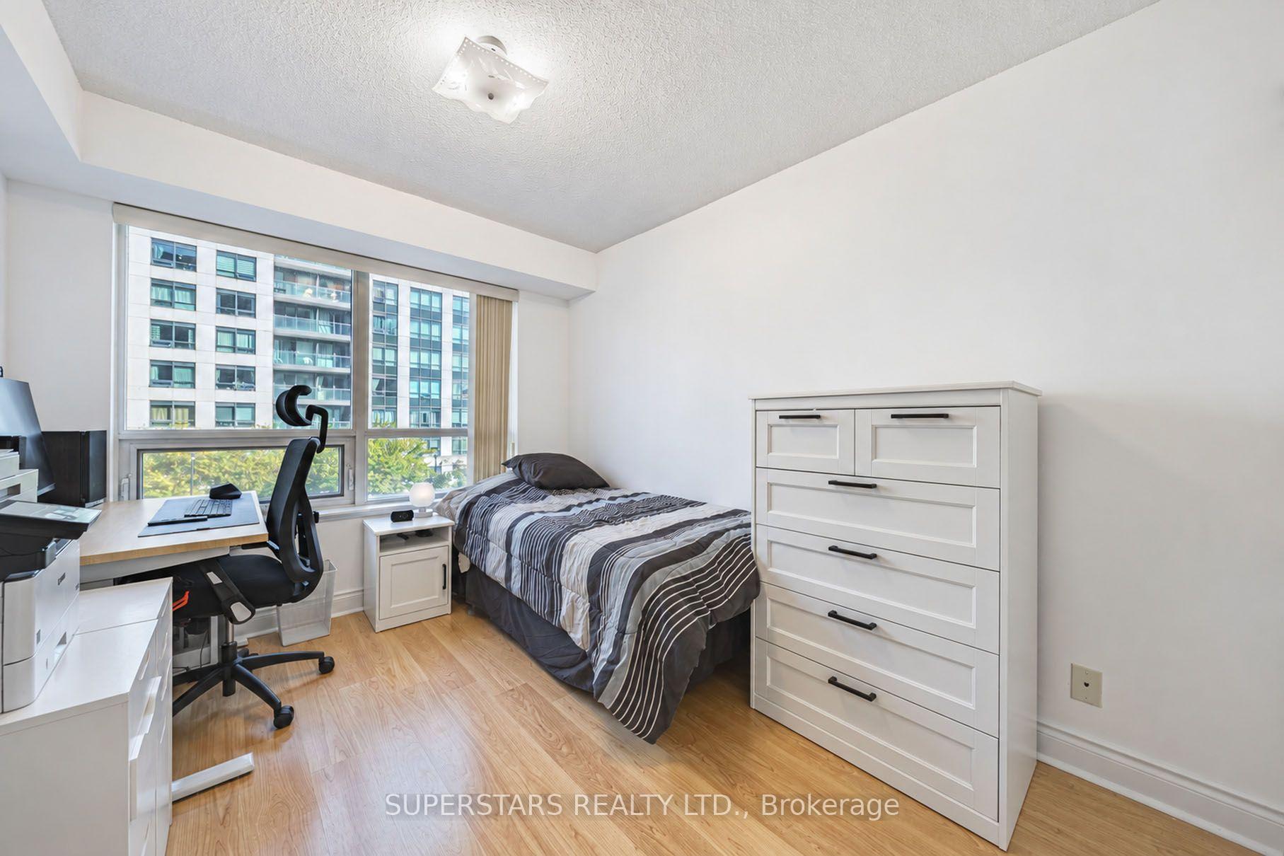 Photo 12 of Unit 322, 30 Clegg Road, Markham, Unionville — HOMEH