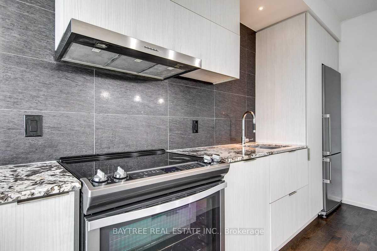 Photo 6 of Unit 2003, 101 Charles Street E, Toronto, Church-Yonge Corridor — HOMEH