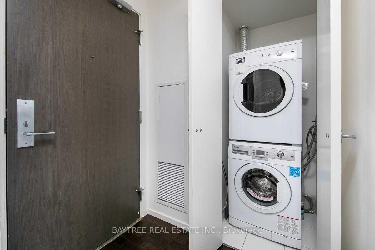 Photo 16 of Unit 2003, 101 Charles Street E, Toronto, Church-Yonge Corridor — HOMEH