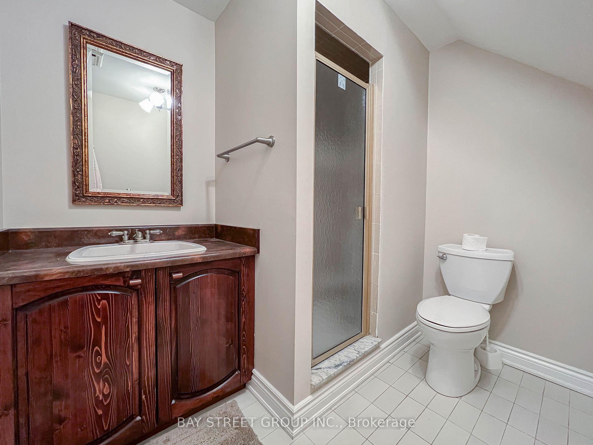 Photo 19 of 3530 Kingbird Court, Mississauga, Erin Mills — HOMEH