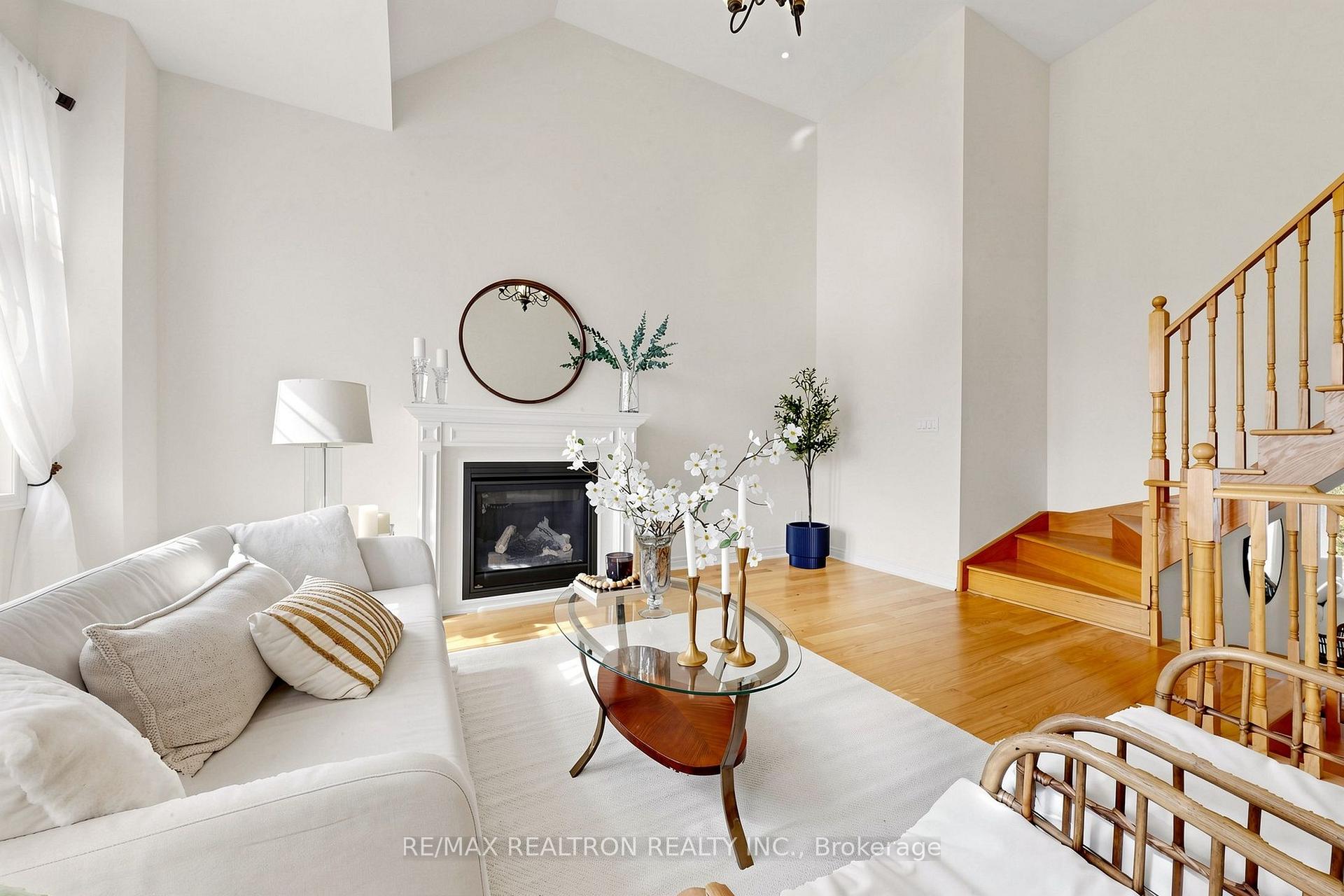 Photo 10 of 165 Sharpe Crescent, New Tecumseth, Tottenham — HOMEH
