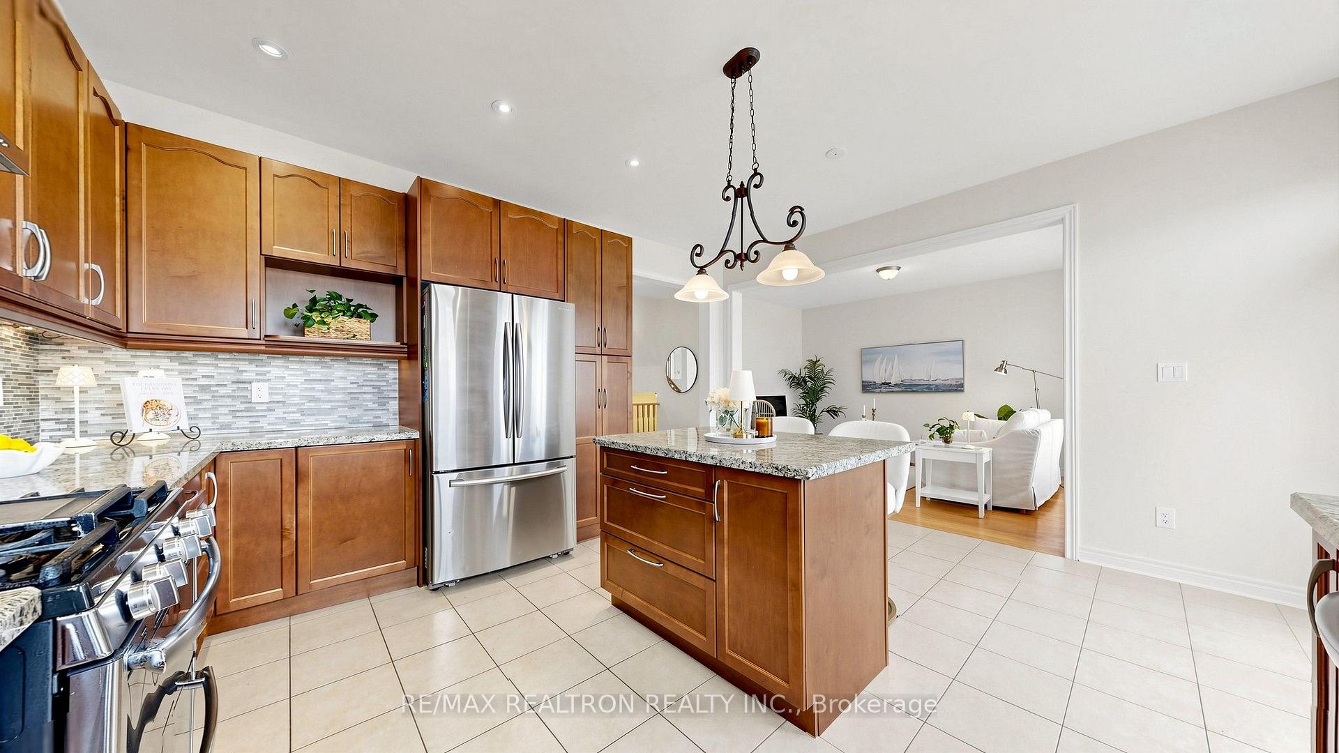 Photo 28 of 165 Sharpe Crescent, New Tecumseth, Tottenham — HOMEH