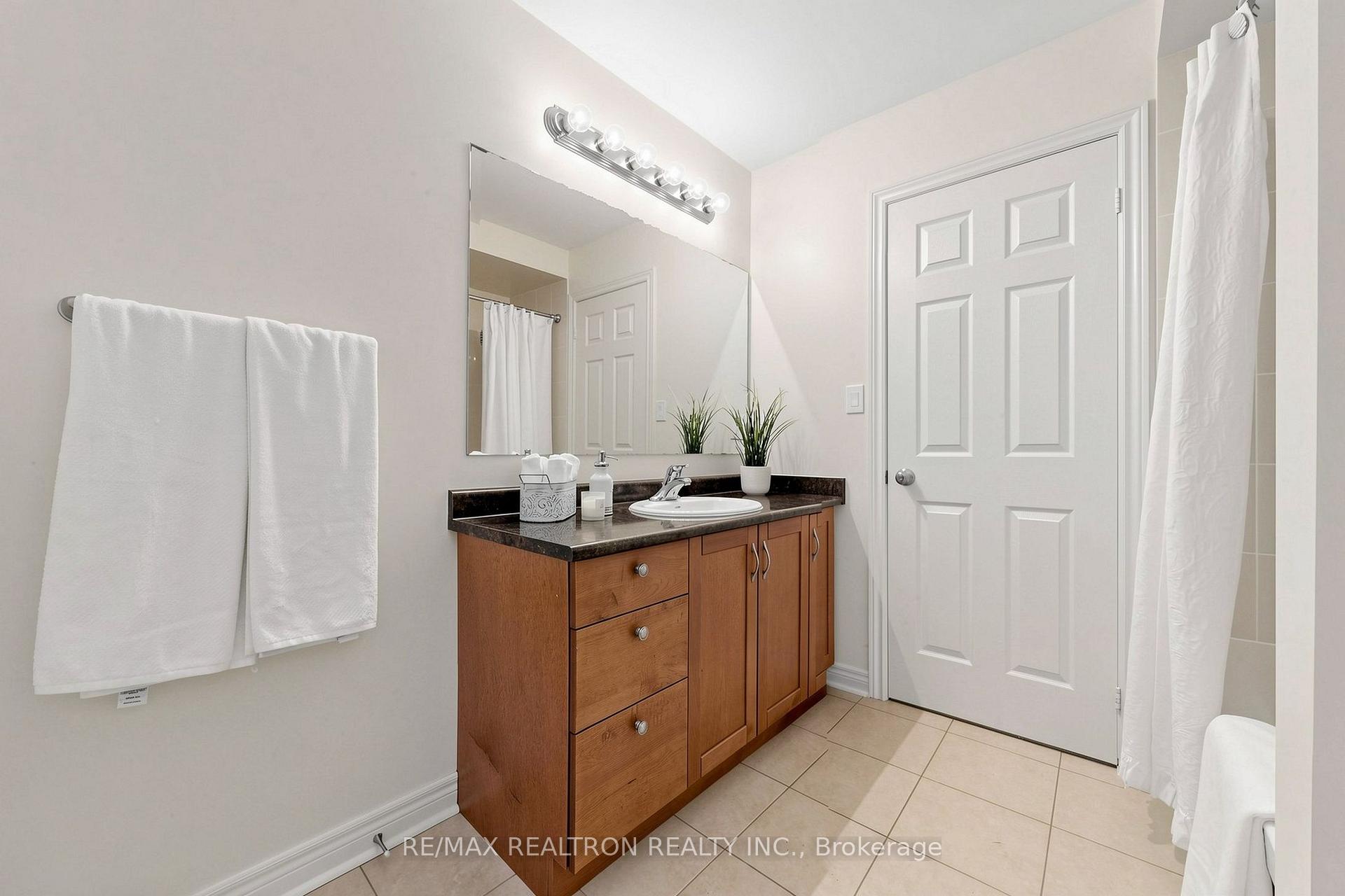 Photo 49 of 165 Sharpe Crescent, New Tecumseth, Tottenham — HOMEH