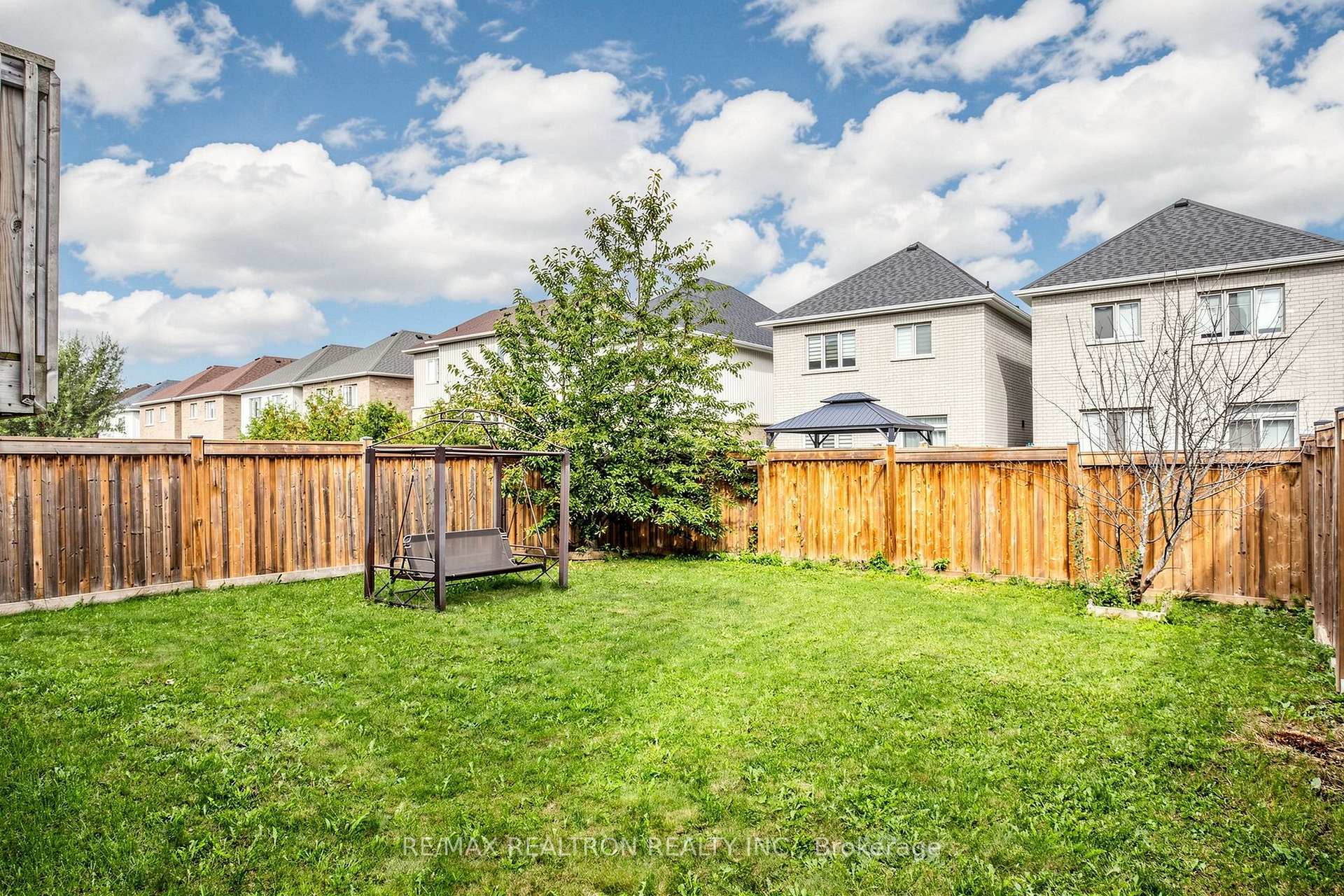 Photo 61 of 165 Sharpe Crescent, New Tecumseth, Tottenham — HOMEH