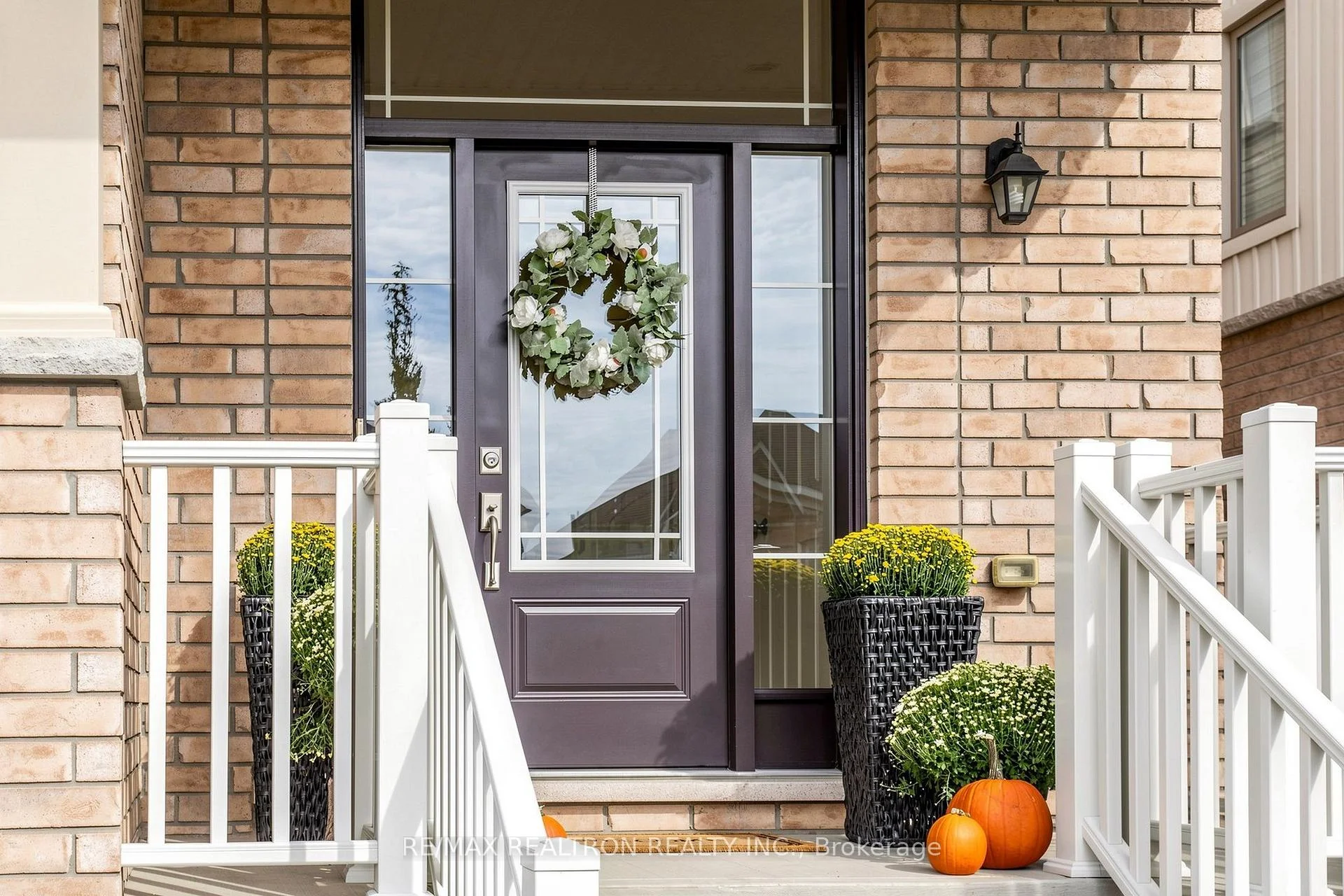 Photo 2 of 165 Sharpe Crescent, New Tecumseth, Tottenham — HOMEH
