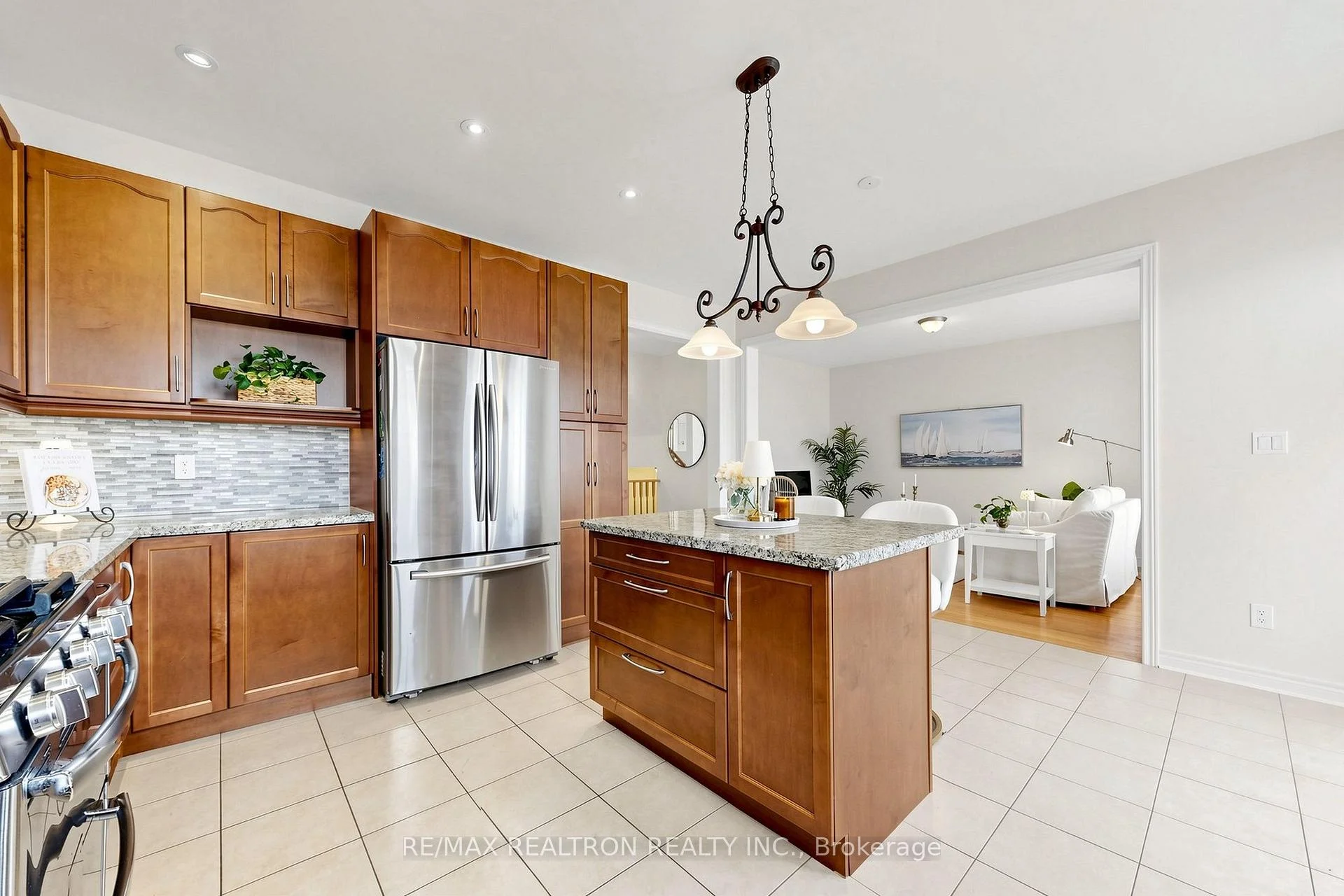 Photo 4 of 165 Sharpe Crescent, New Tecumseth, Tottenham — HOMEH